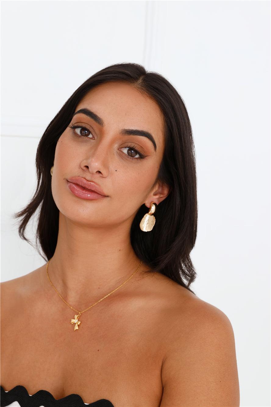 18k Gold Plated Tiny Bow Necklace Gold Product Image