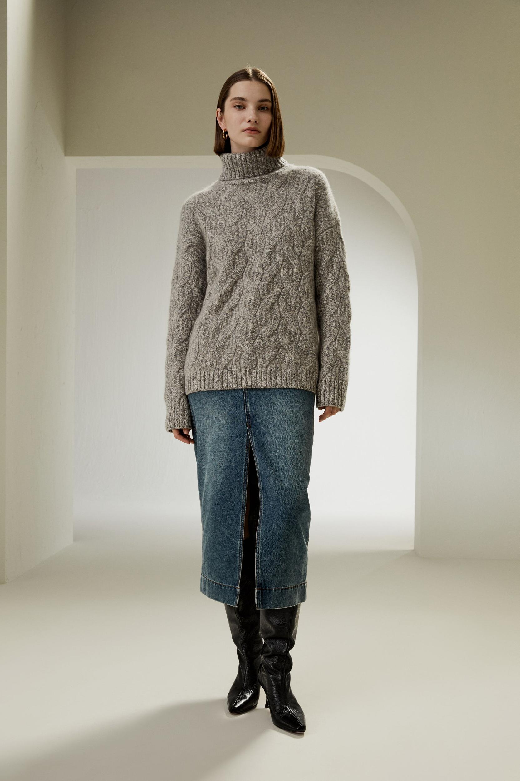 Cable-Knit Cashmere Turtleneck Sweater Product Image