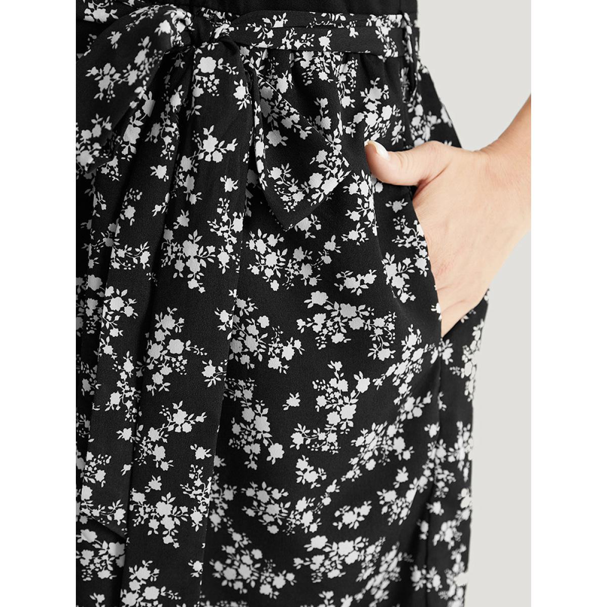 Plus Size Black Ditsy Floral Patchwork Pocket Belted Off Shoulder Romper Women Elegant Sleeveless One-shoulder neck Dailywear Loose Jumpsuits BloomChic 26/4X Product Image