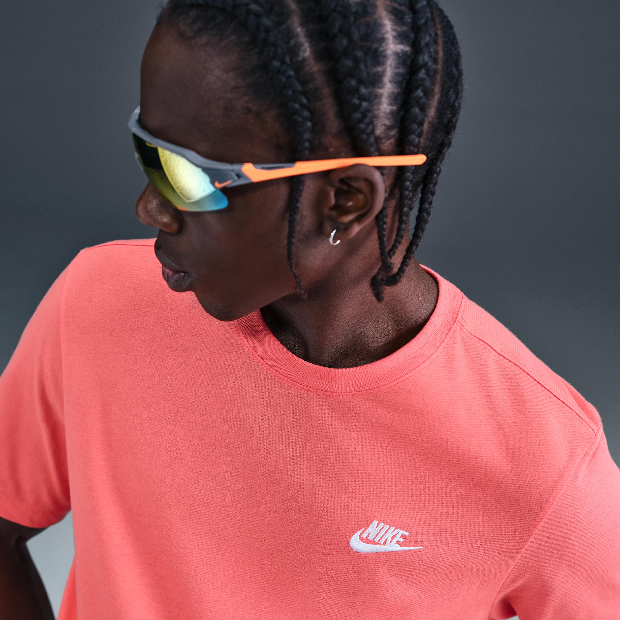 Men's Nike Sportswear Club T-Shirt Product Image