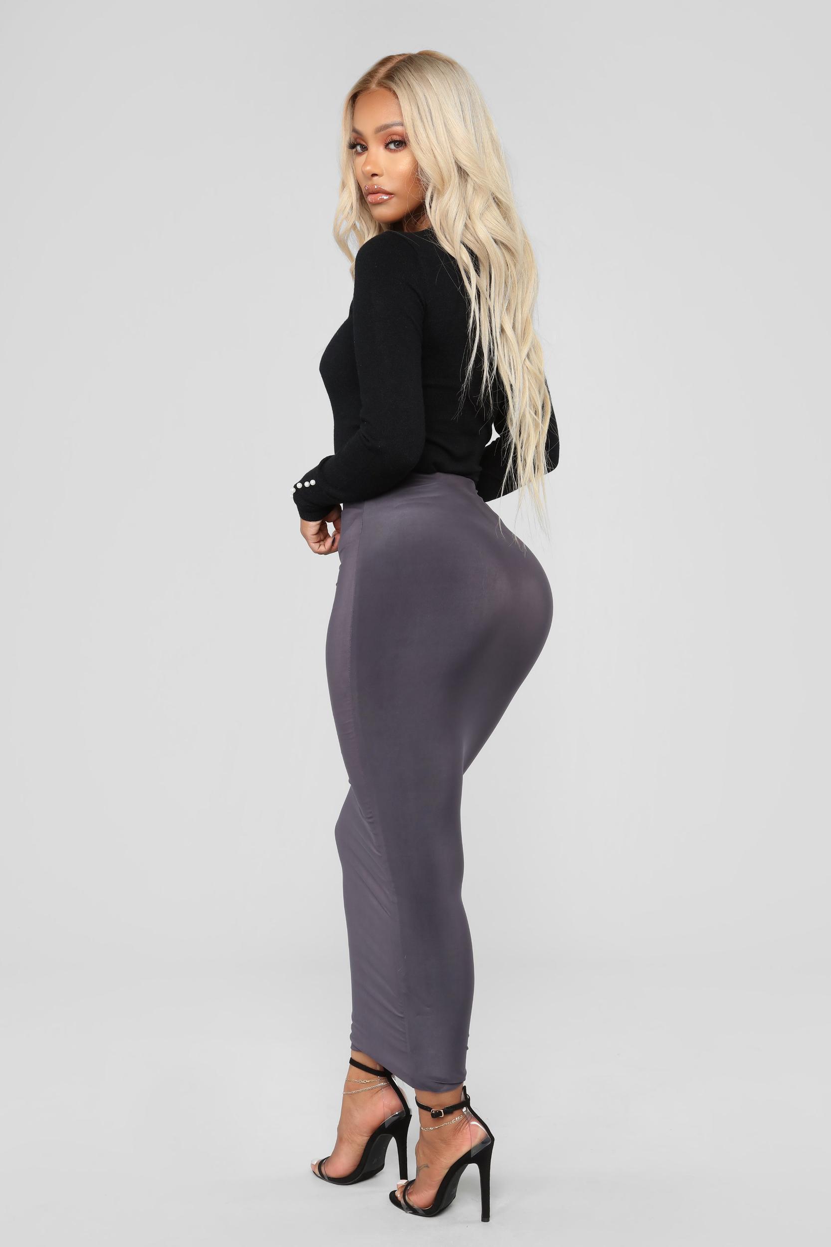 Doesn't Matter To Me Sweater - Black Product Image