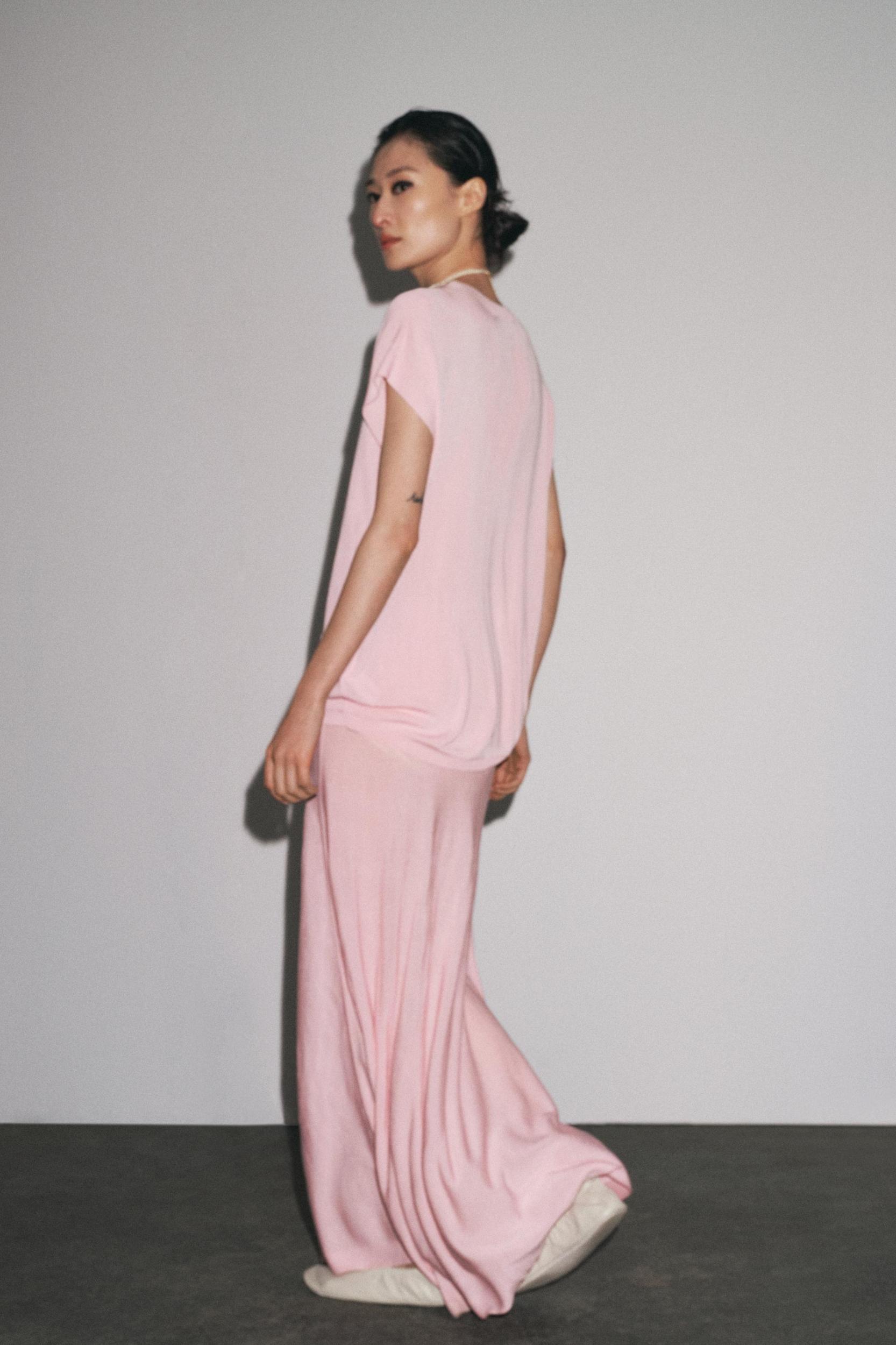 WIDE SLEEVE KNIT TOP Product Image