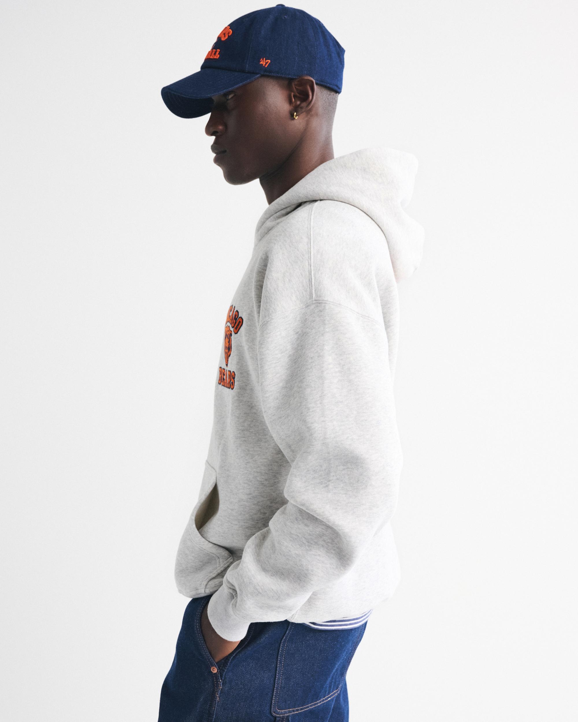 Chicago Bears Graphic Popover Hoodie Product Image