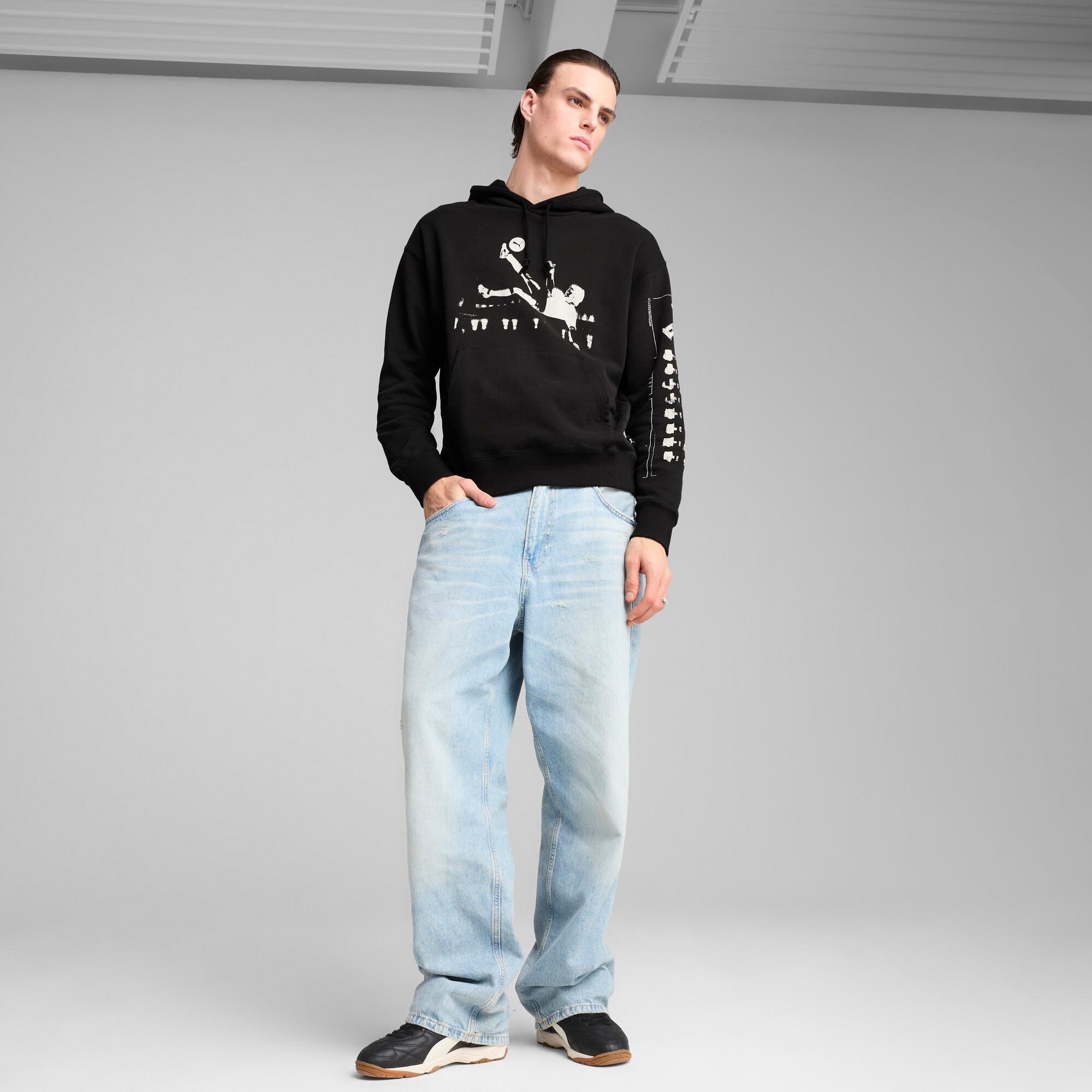 PUMA GRAPHICS Soccer Men's Hoodie Product Image