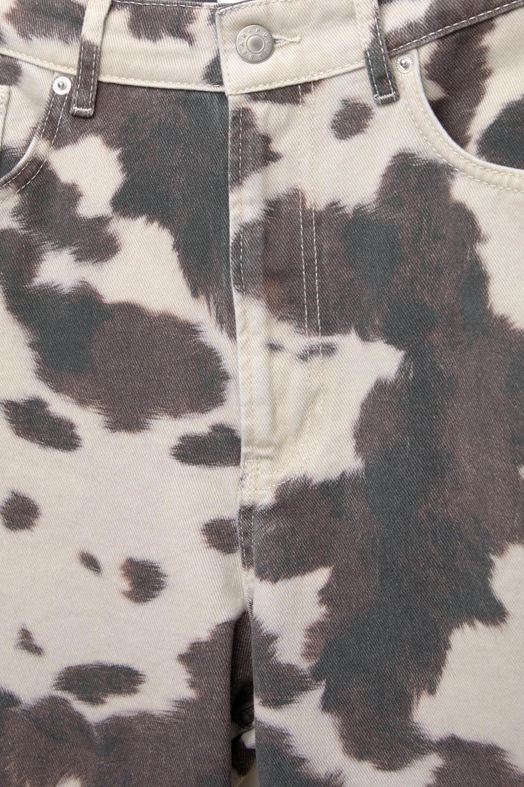 Cow baggy jeans Product Image