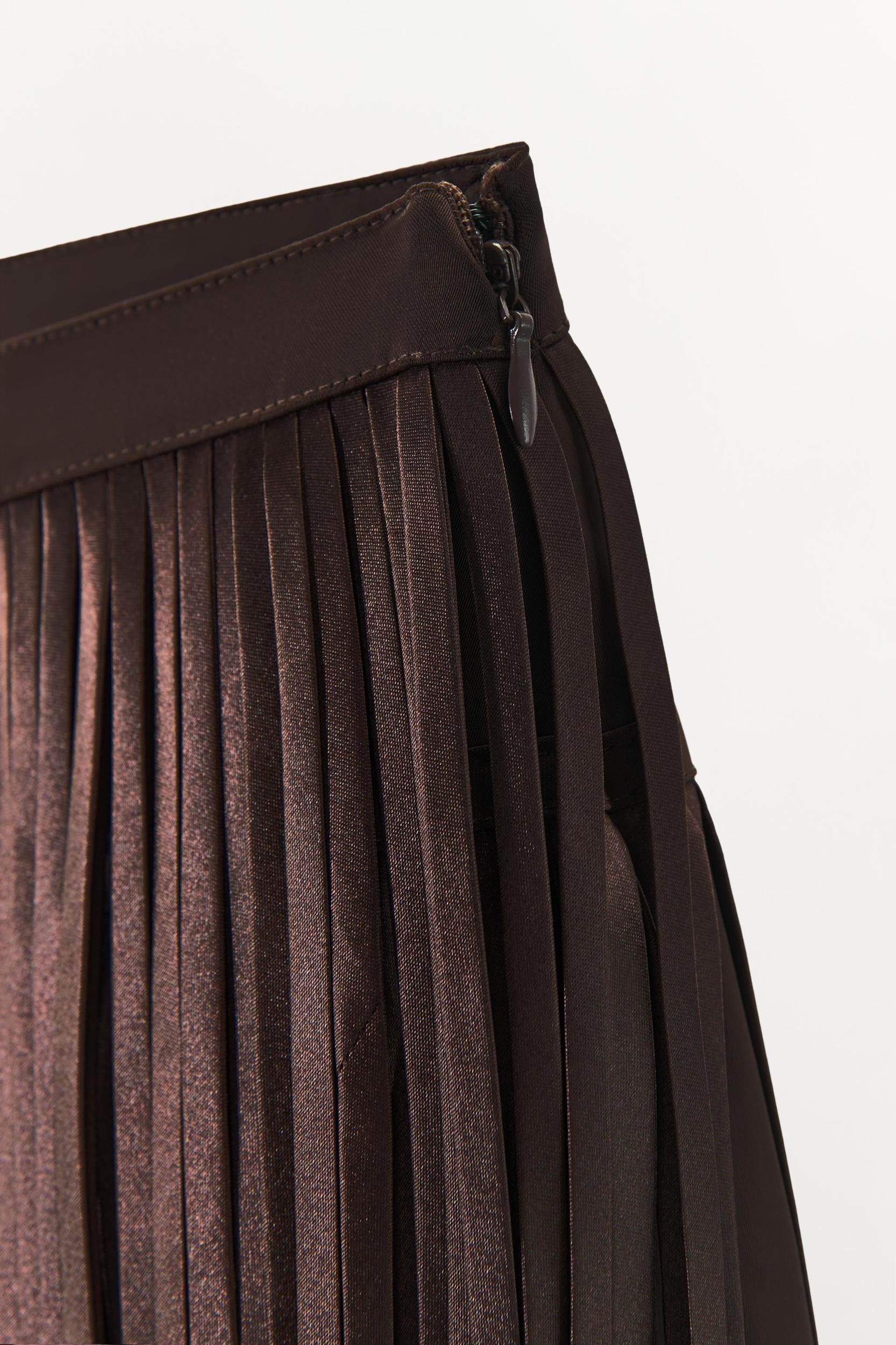 FRINGED MIDI SKIRT Product Image