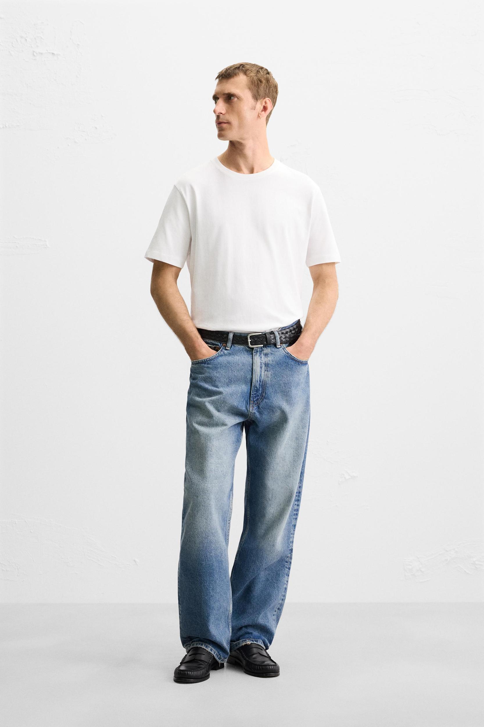 BASIC MEDIUM WEIGHT T-SHIRT Product Image