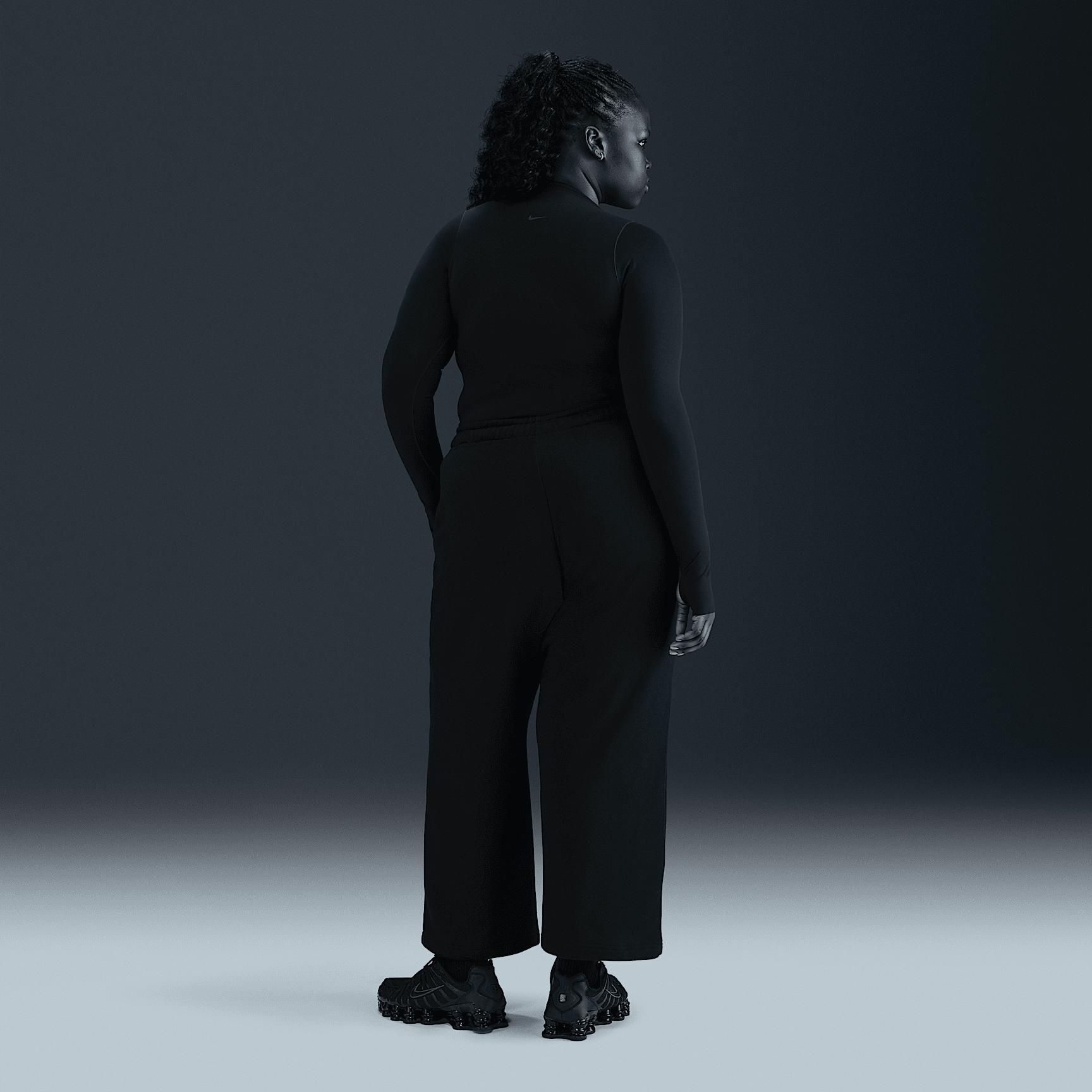 Women's Nike Sportswear Club Fleece Mid-Rise Wide-Leg Graphic Pants (Plus Size) Product Image