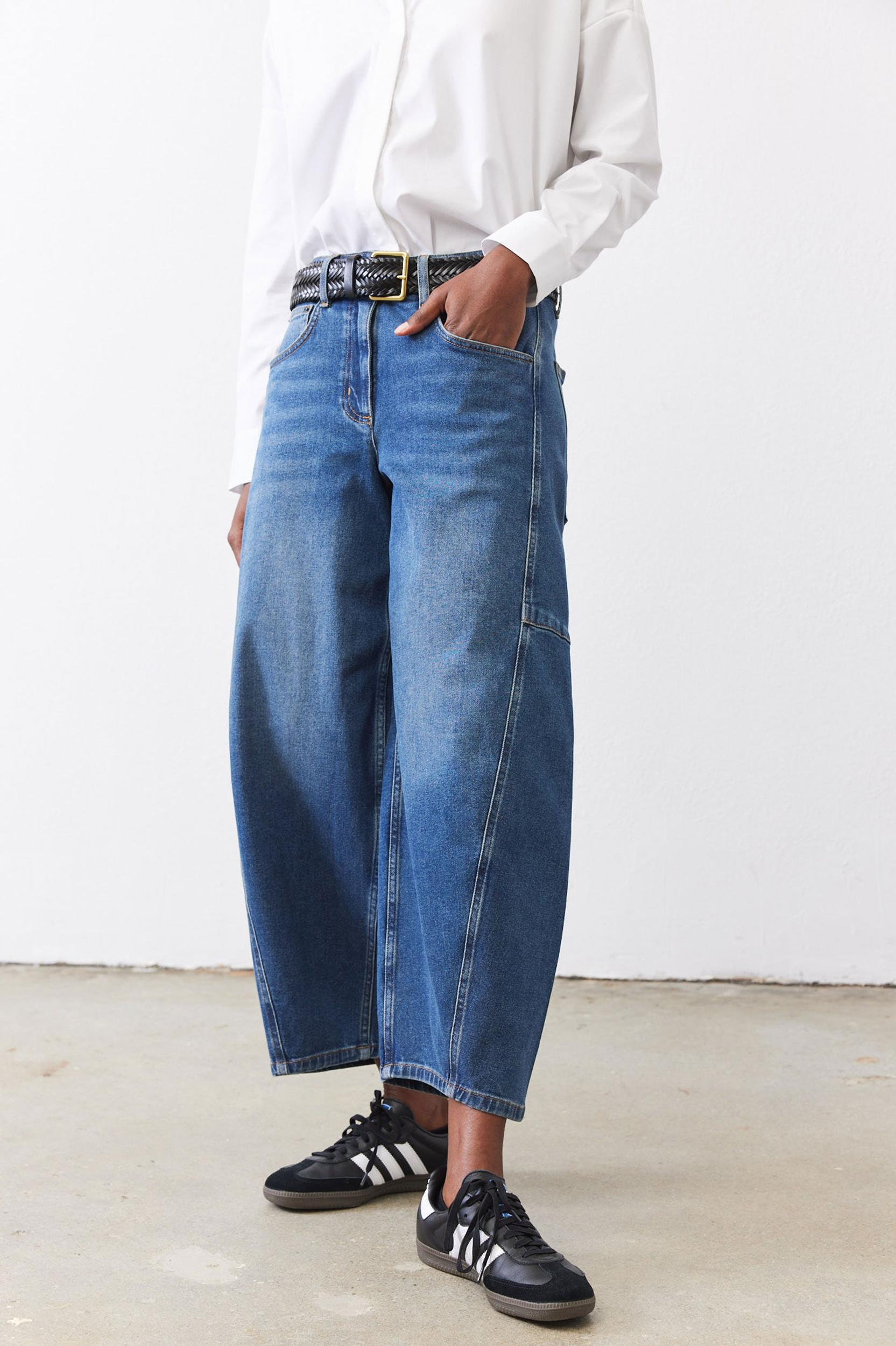 The Wide Barrel Leg Jeans Product Image