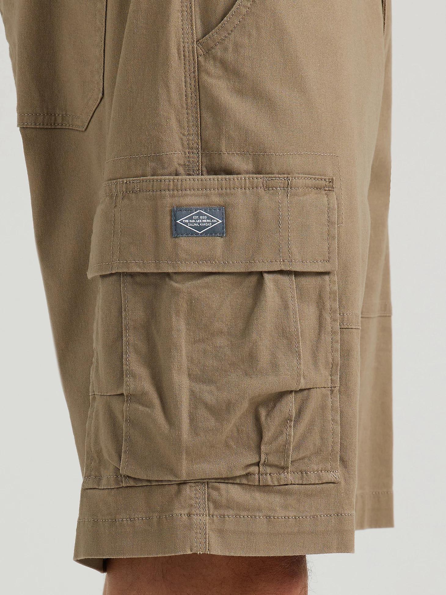 Men's Extreme Motion Carolina Cargo Short | Men's Shorts | Lee® Product Image
