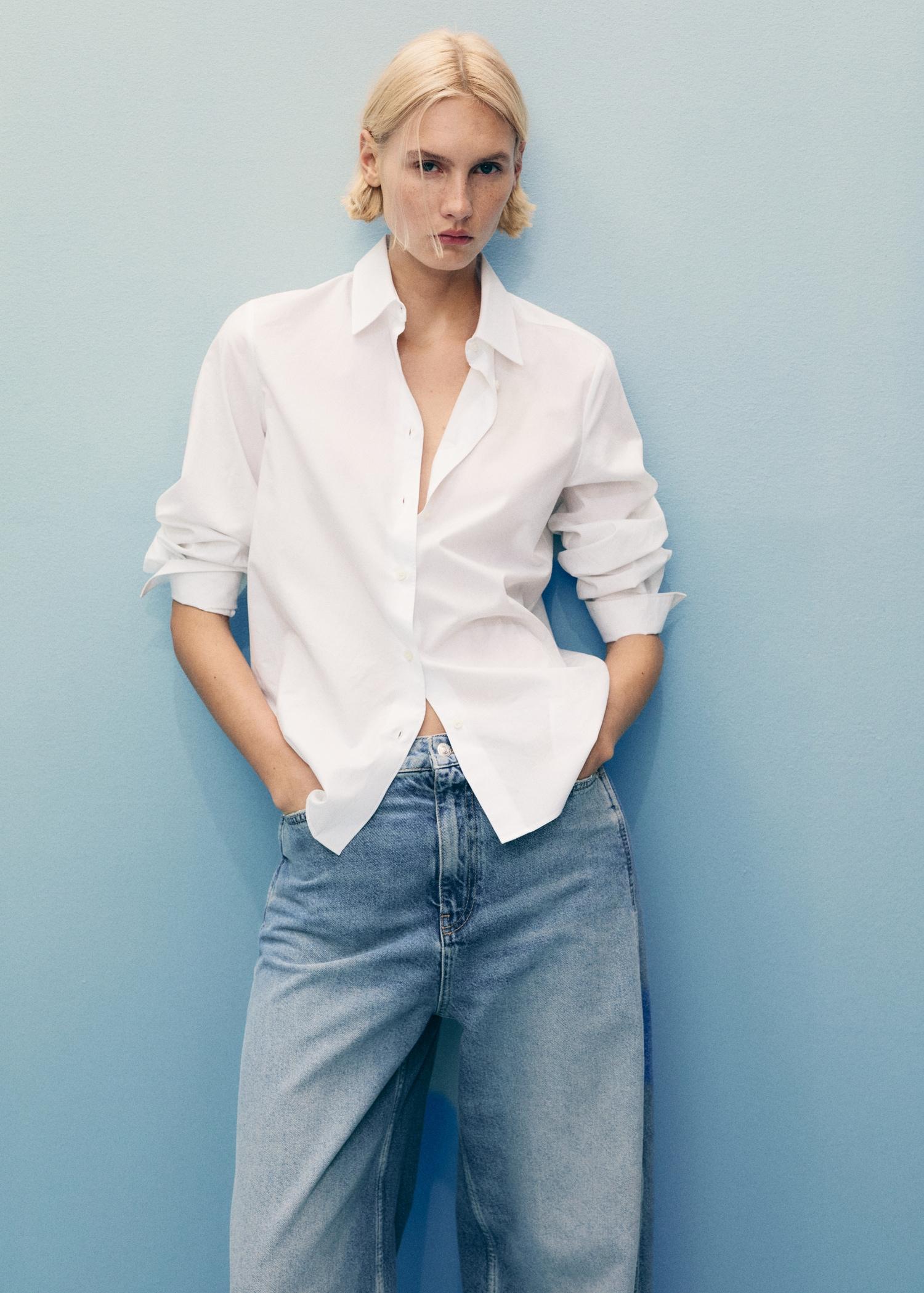 High-rise balloon jeans - Women | MANGO USA Product Image