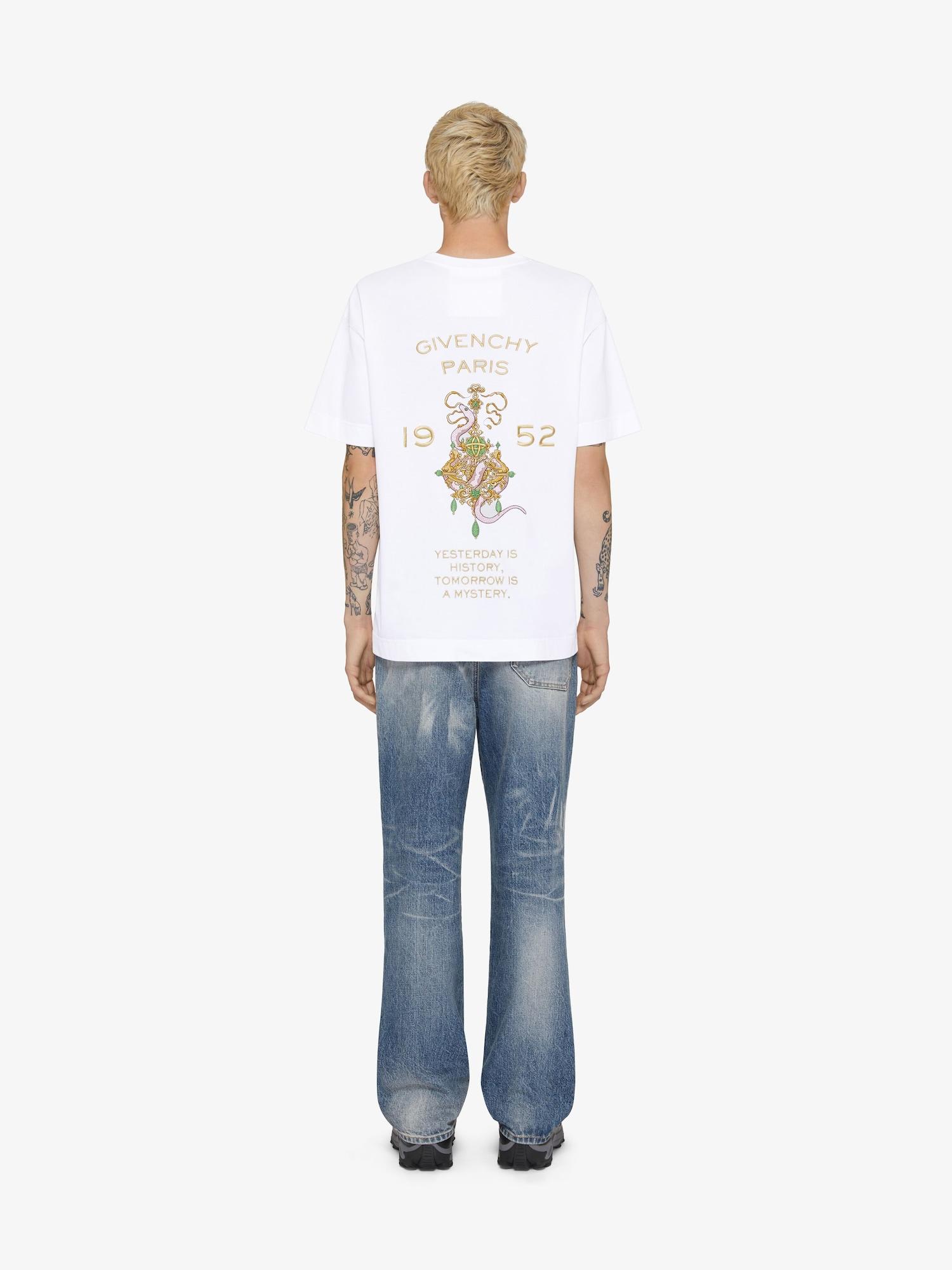 T-shirt in cotton with chandelier snake embroideries Product Image