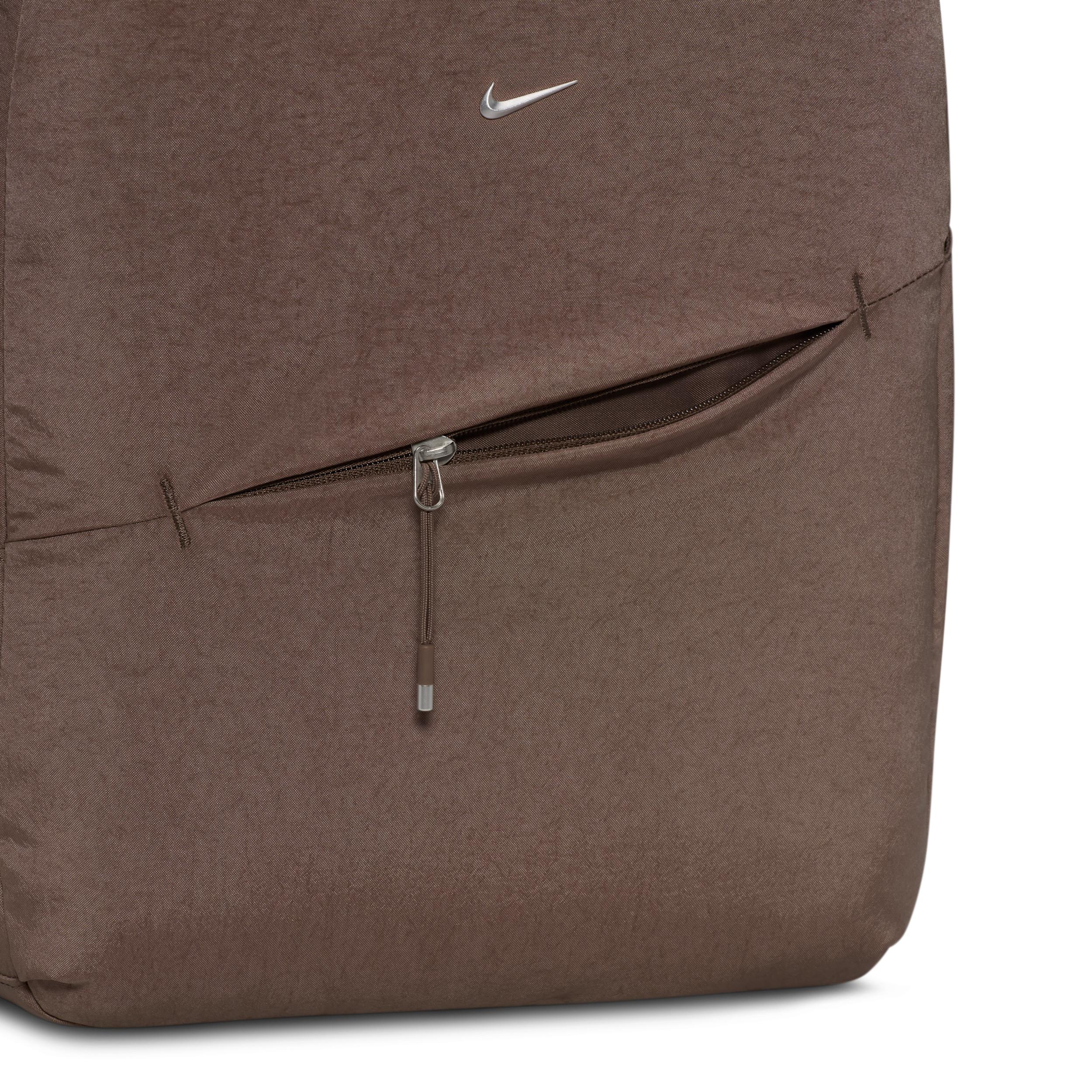 Nike Unisex Aura Backpack (24L) | HF7007-214 Product Image