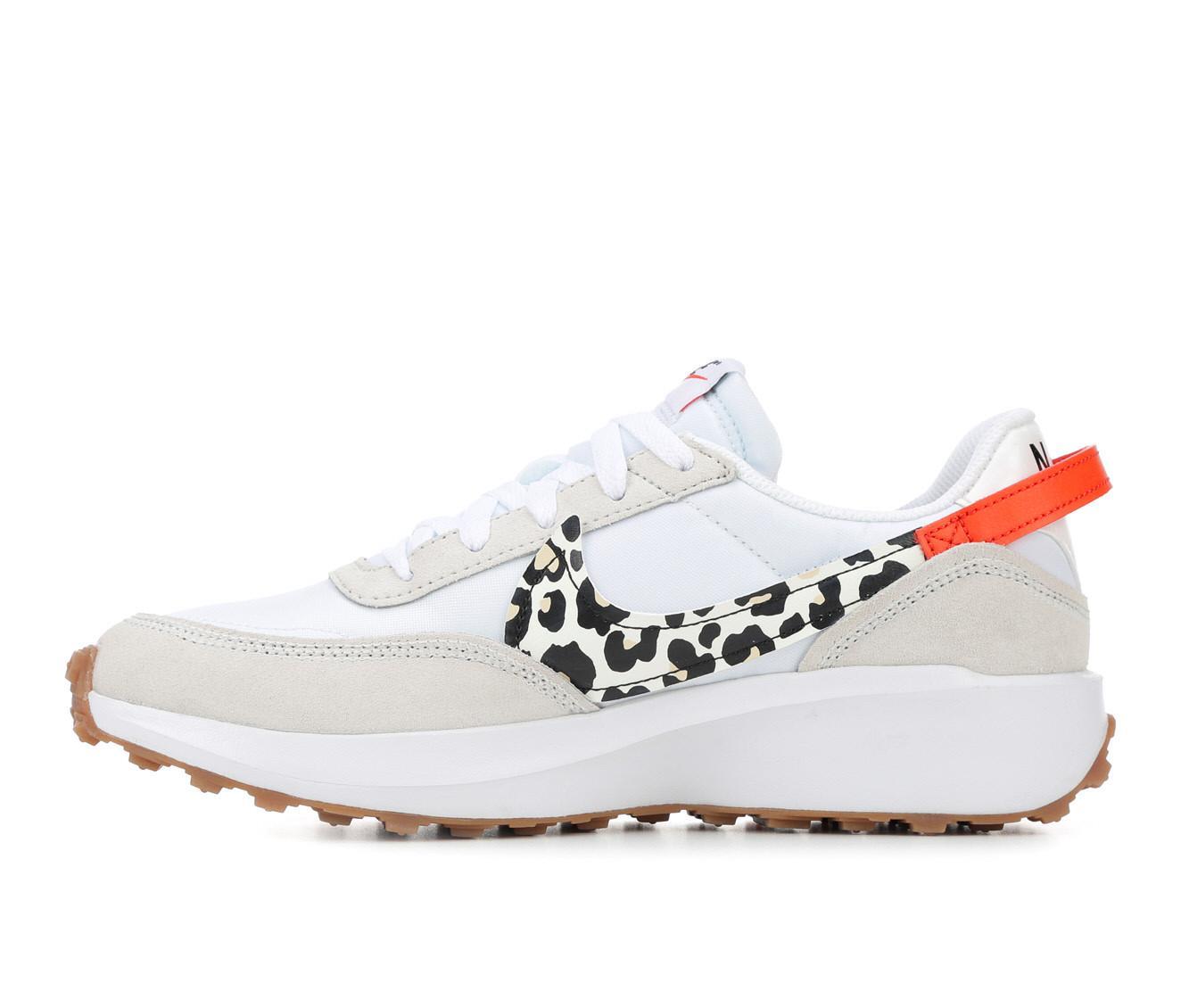 Women's Nike Waffle Debut Sneakers Product Image