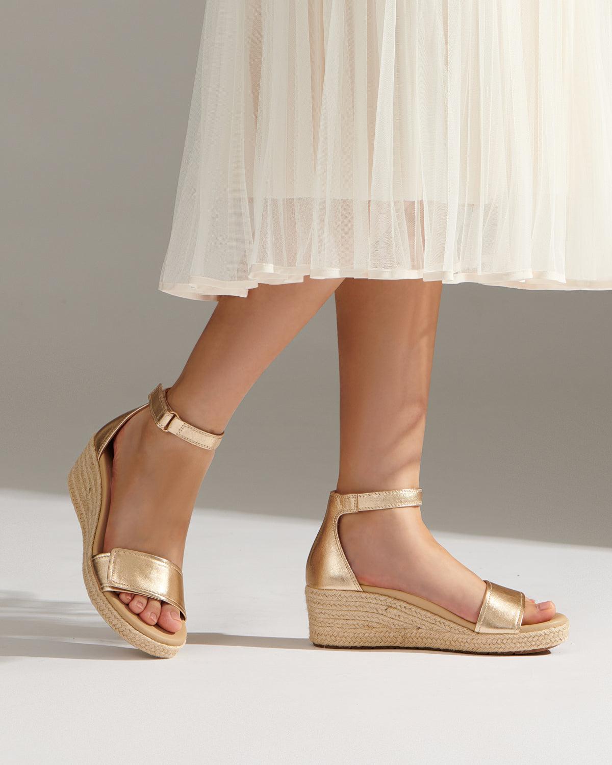 Riviera Ankle Sandal Female Product Image