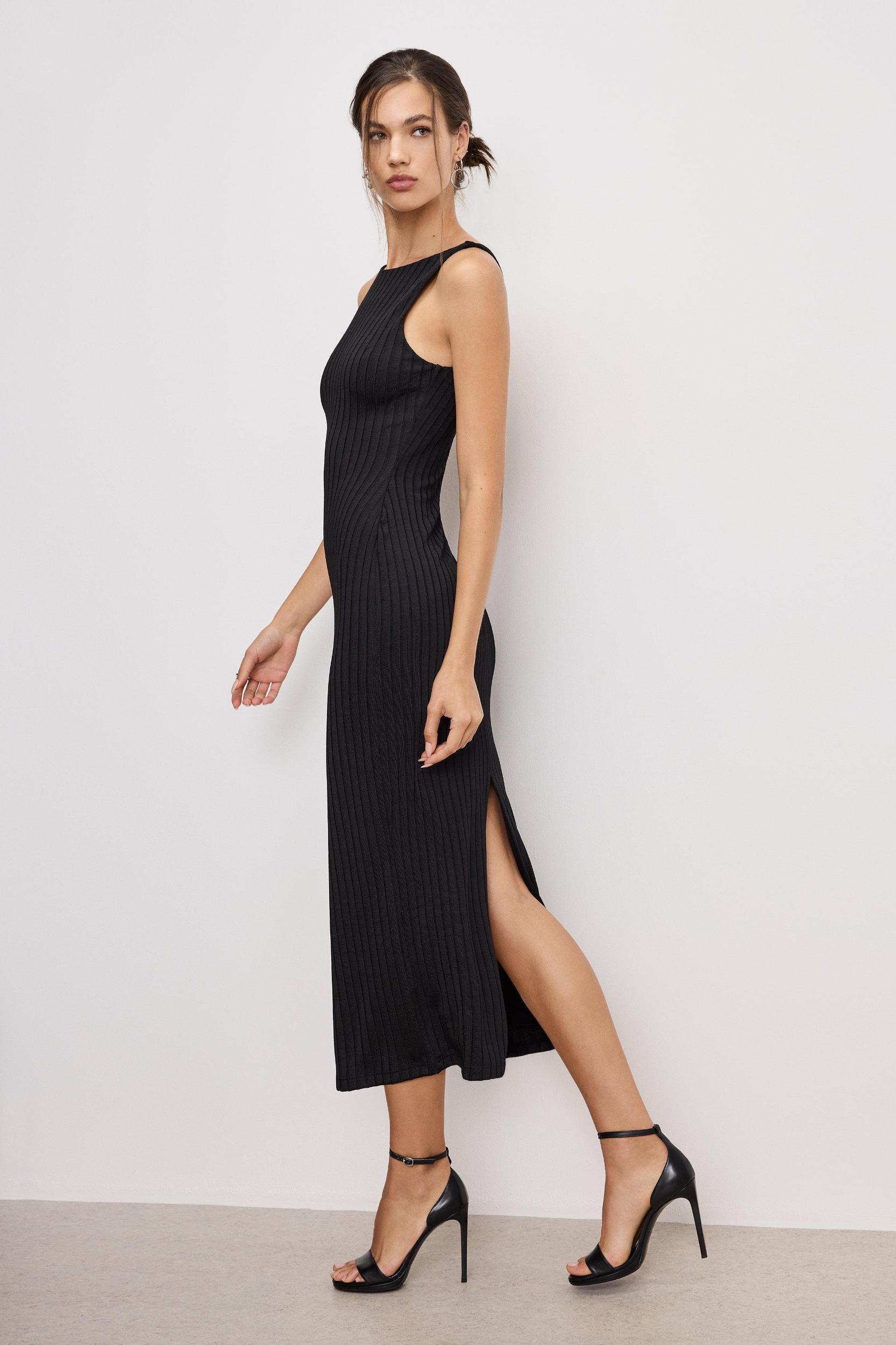 RIBBED MIDI DRESS | BLACK001 Product Image