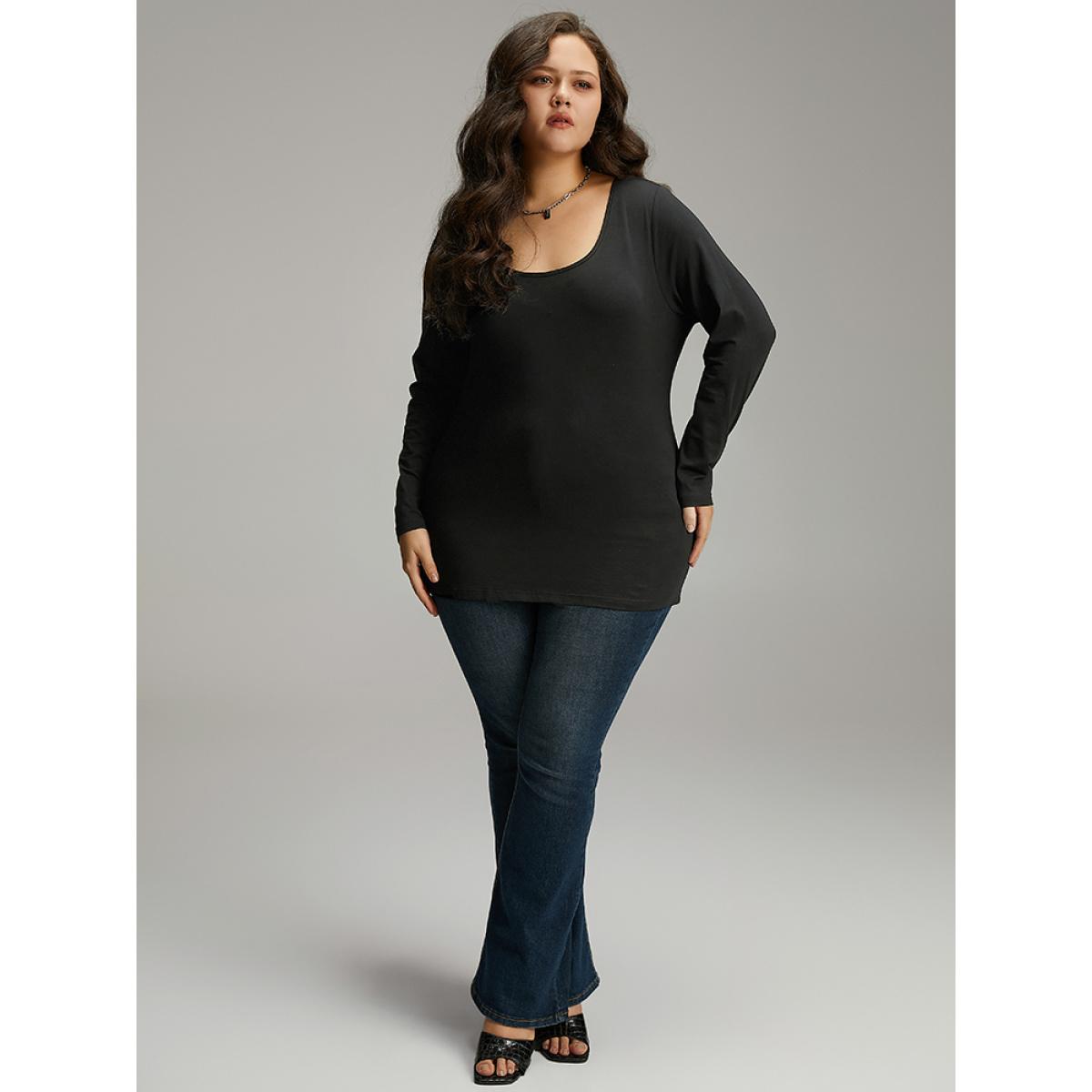 Plus Size Cotton Solid Scoop Neck T-shirt Black Women Elegant Plain Plain Scoop Neck Dailywear T-shirts BloomChic 10/M Product Image