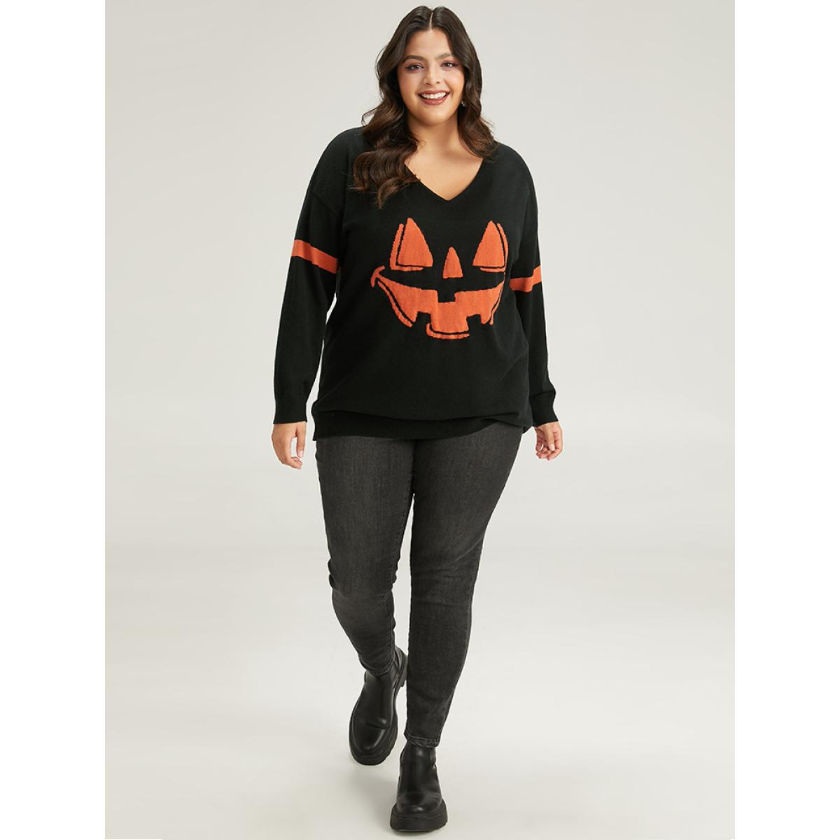 Plus Size Anti-Pilling Halloween Graphic Pullover Black Women Casual Loose Long Sleeve V-neck Festival-Halloween Pullovers BloomChic 28/5X Product Image