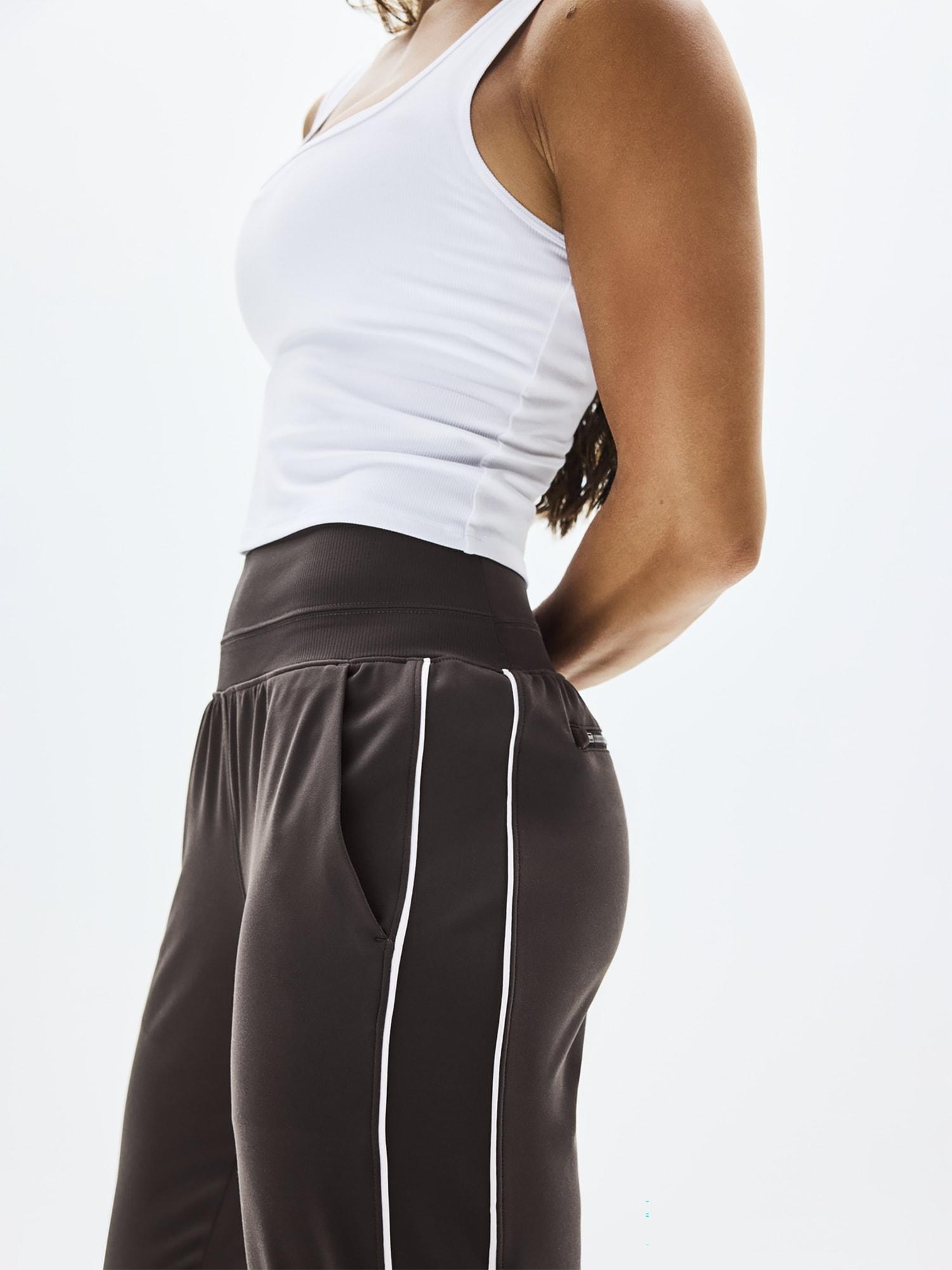 Signature Rib Square Neck Crop Tank Product Image