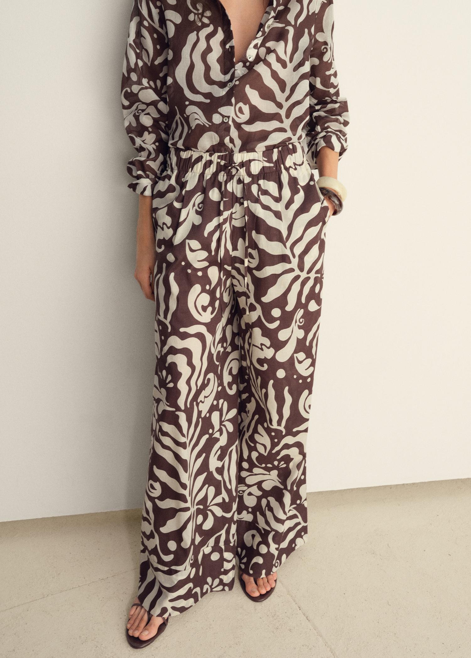 Printed cotton pants - Women | MANGO USA Product Image