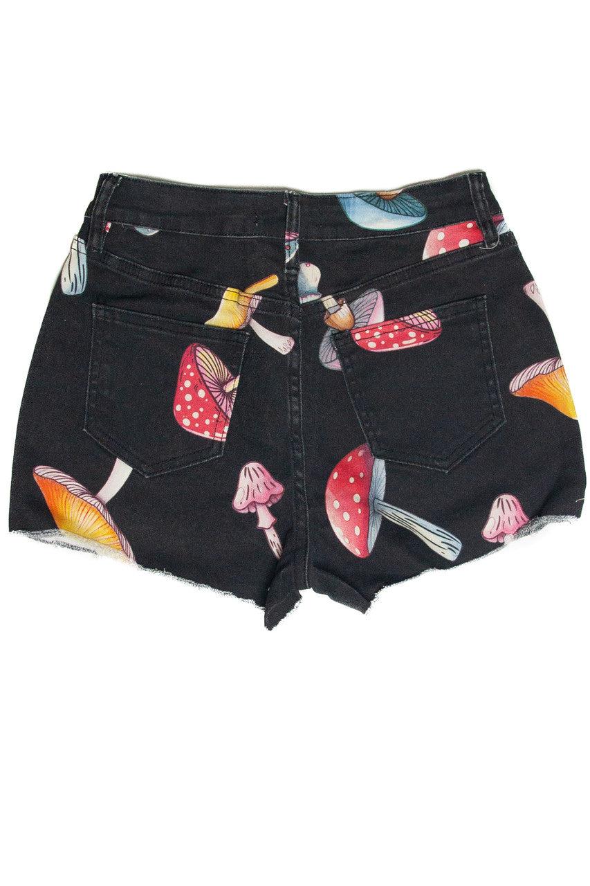Large Mushroom Print Cut Off Shorts Product Image