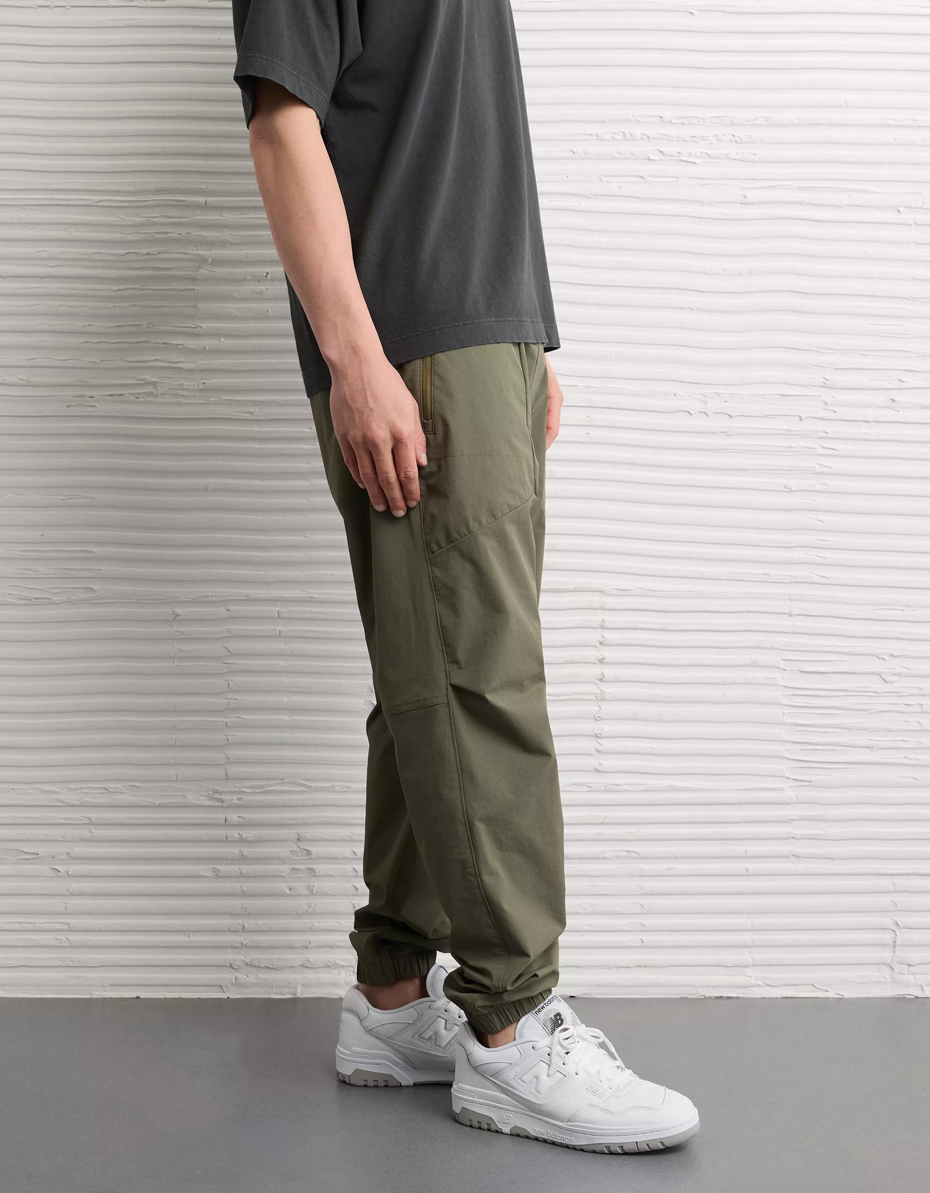 AE 24/7 Tech Jogger Product Image