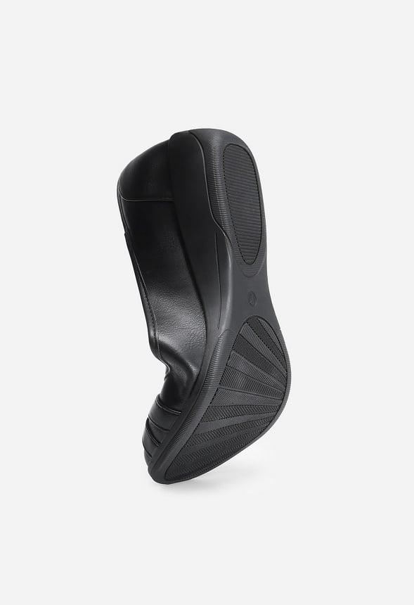 Comfortable Low Heel Flats Product Image