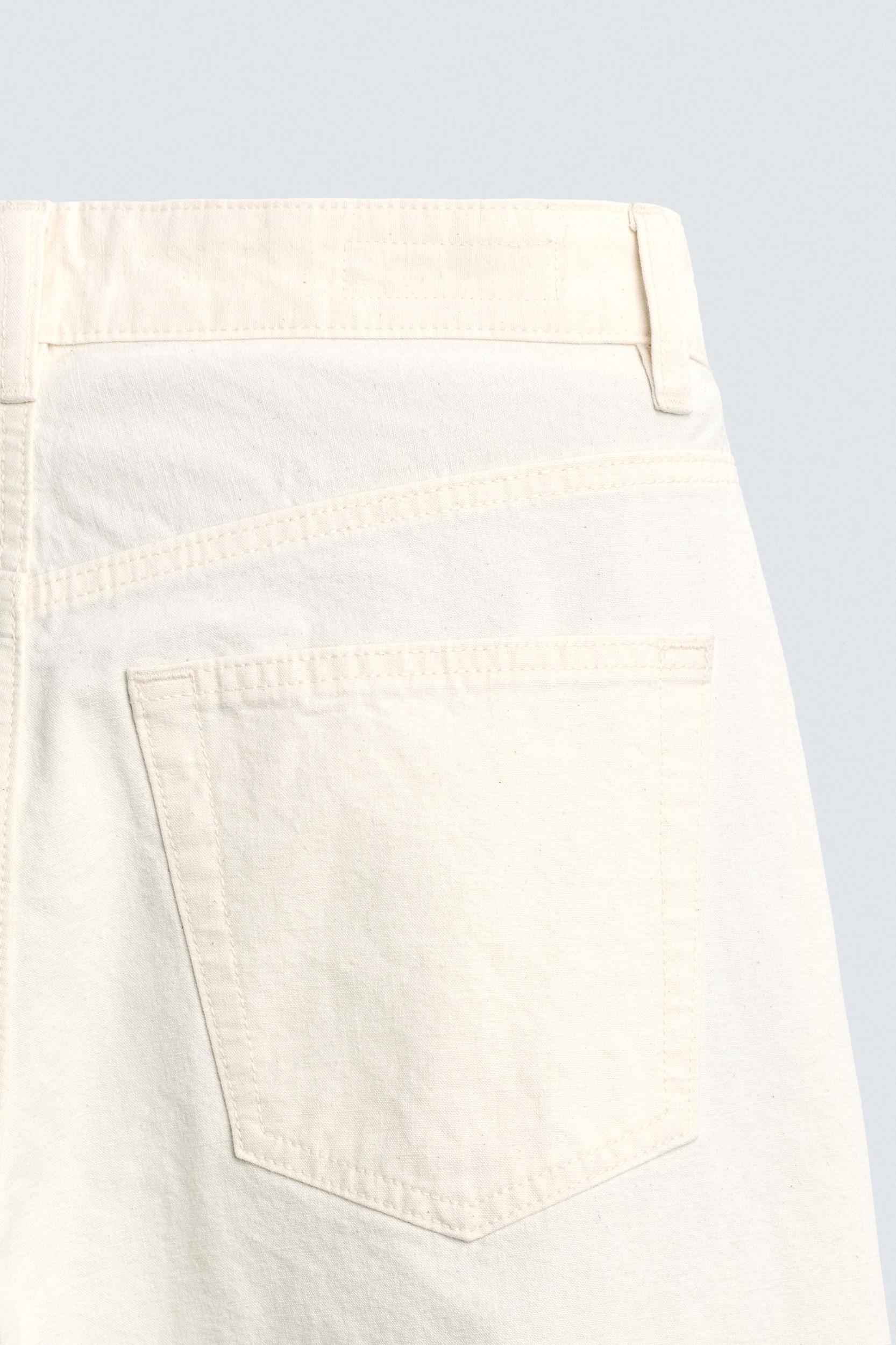 LOOSE FIT JEANS Product Image