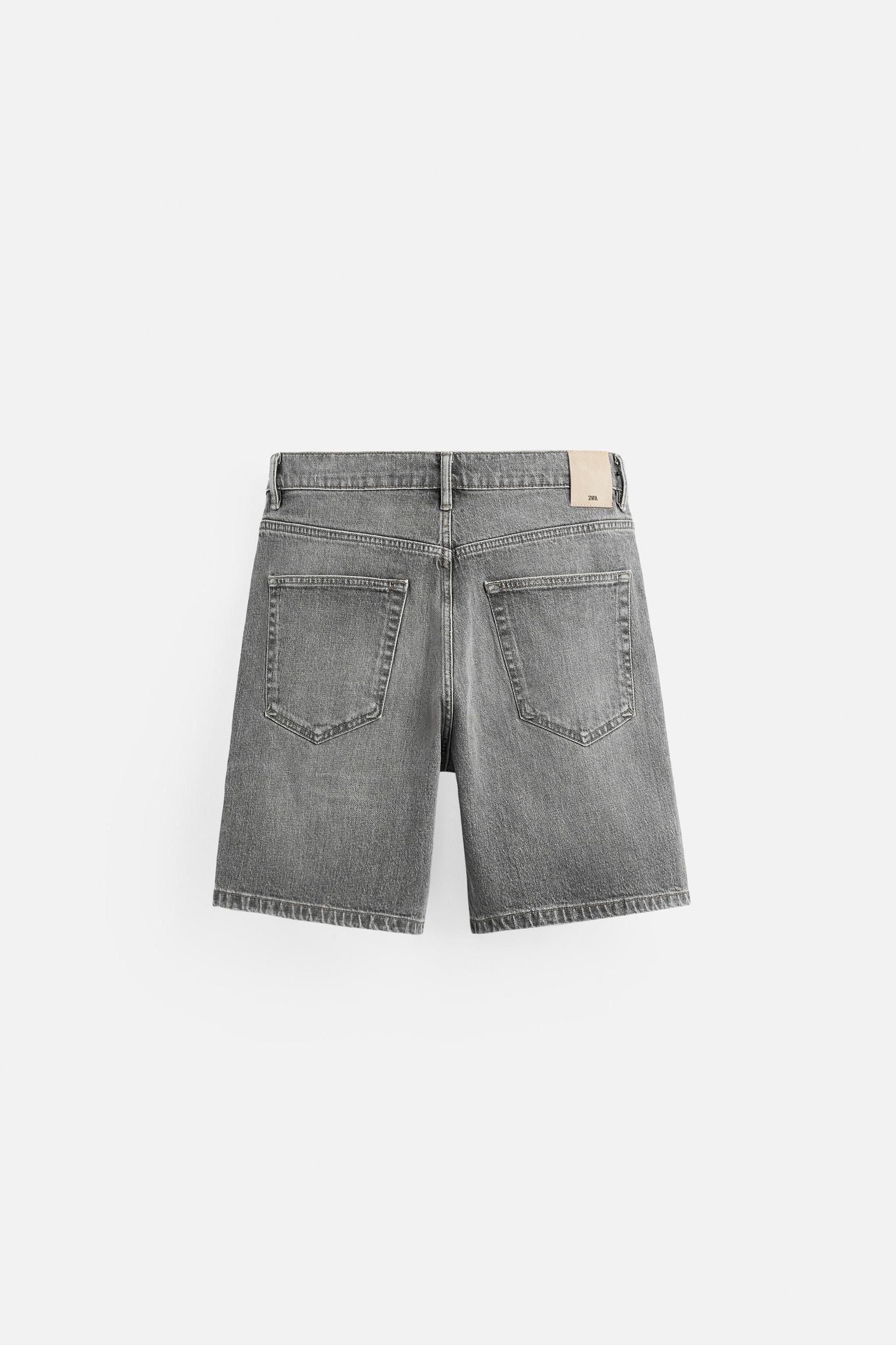 REGULAR FIT DENIM SHORTS Product Image