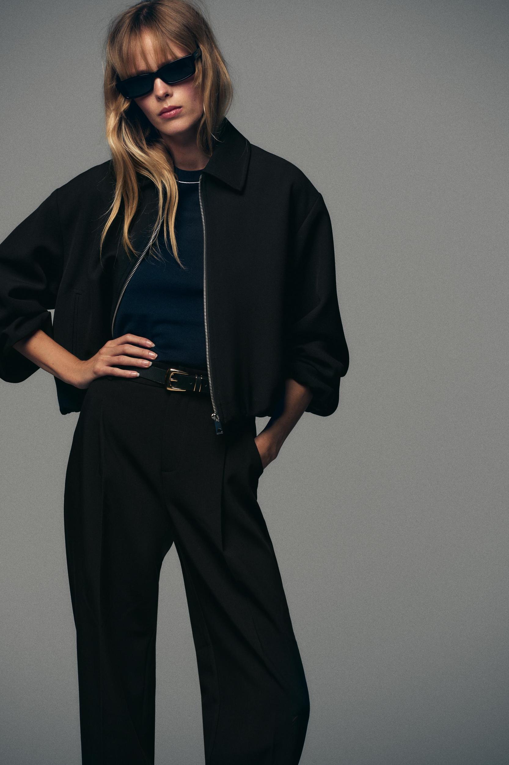 ZIP-UP GATHERED JACKET Product Image