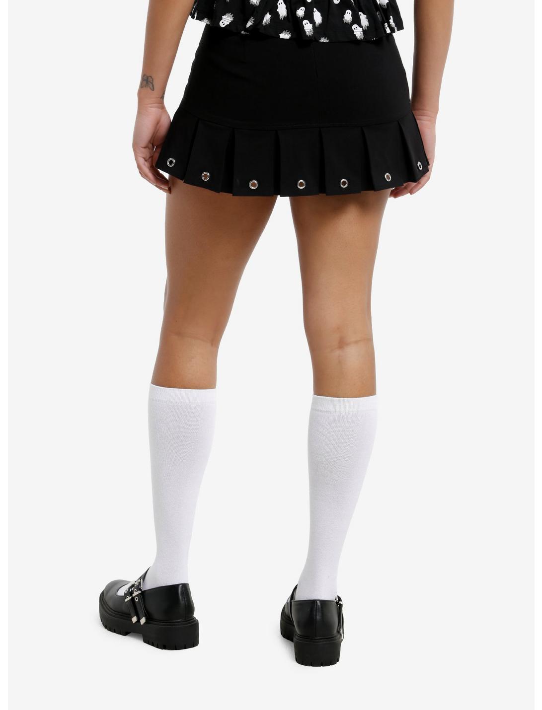 Black Buckle Grommet Pleated Mini Skort Product Image