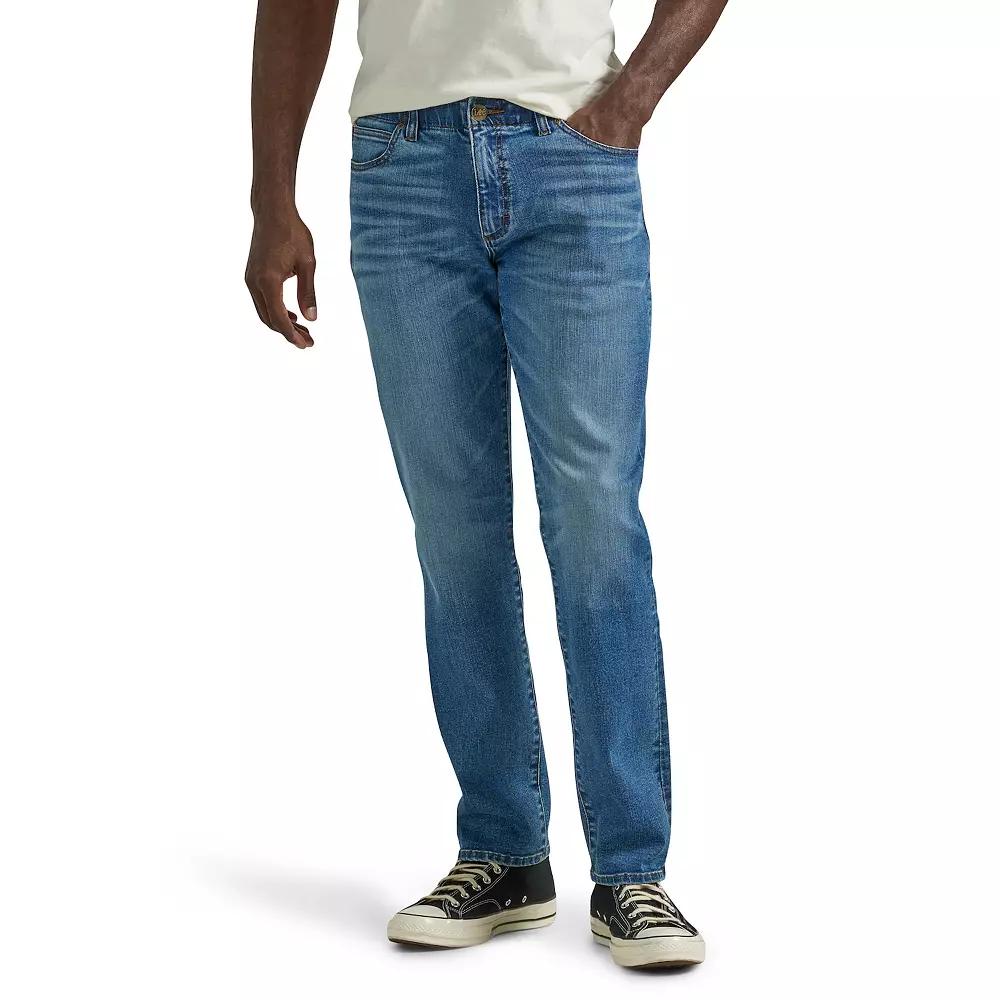 Men's Extreme Motion MVP Straight Fit Tapered Jeans Product Image