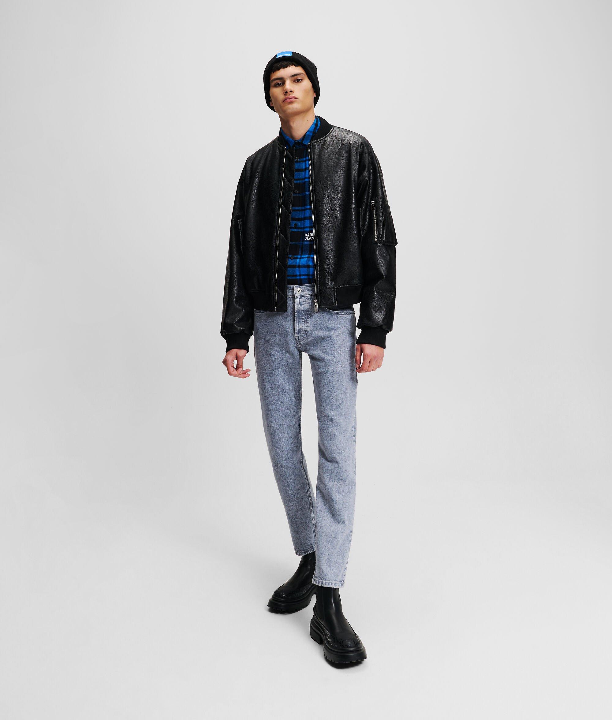 TAPERED JEANS Product Image