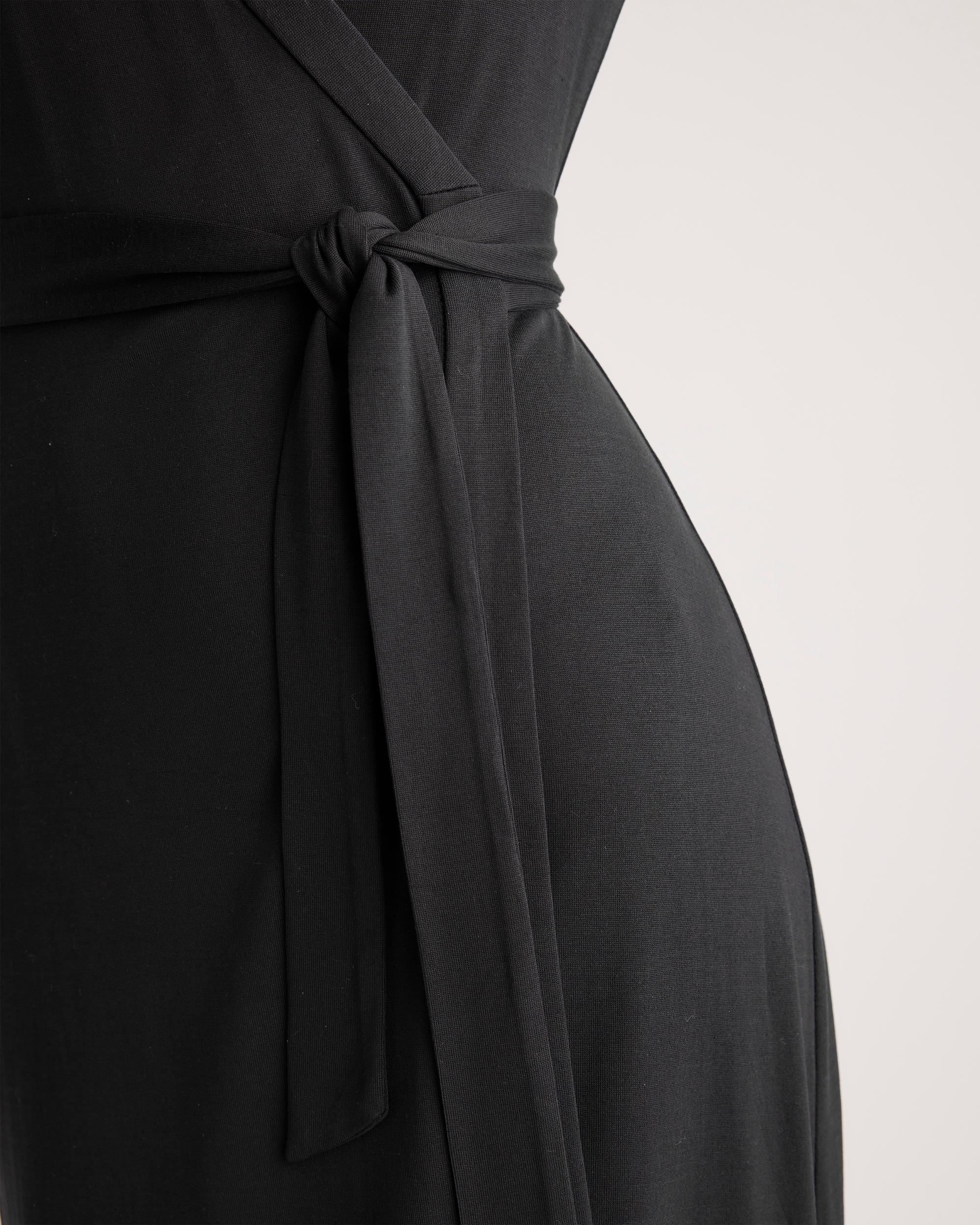 Quince | Women's 100% Silk Jersey Midi Wrap Dress Size XS Product Image