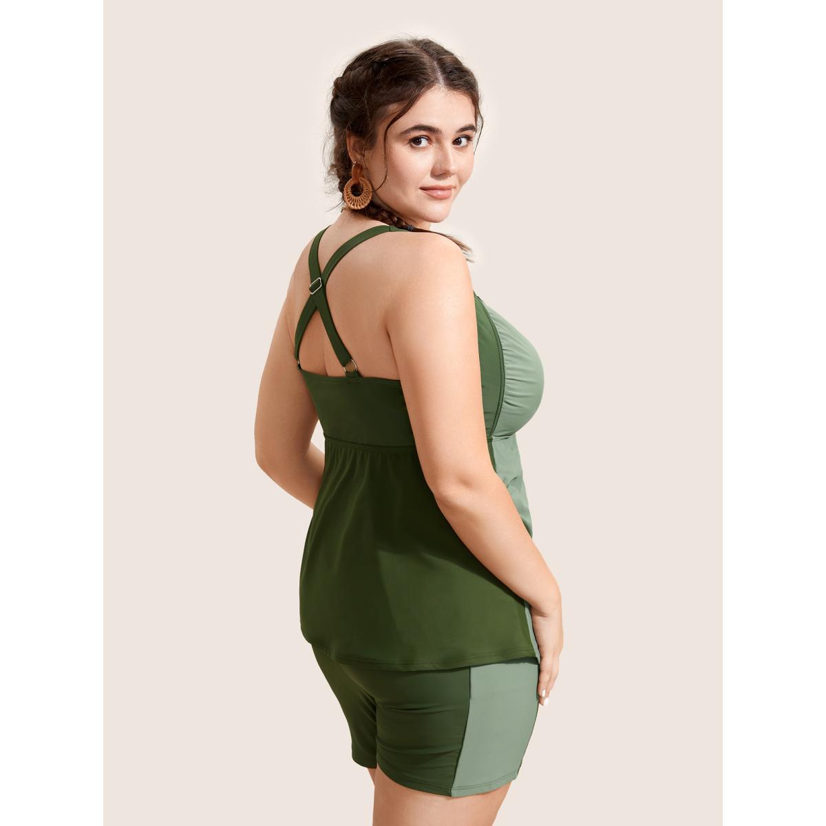 Plus Size Heart Neckline Contrast Gathered Swim Top Women's Swimwear Moss Beach Gathered High stretch Bodycon Heart neckline Curve Swim Tops BloomChic 10/M Product Image