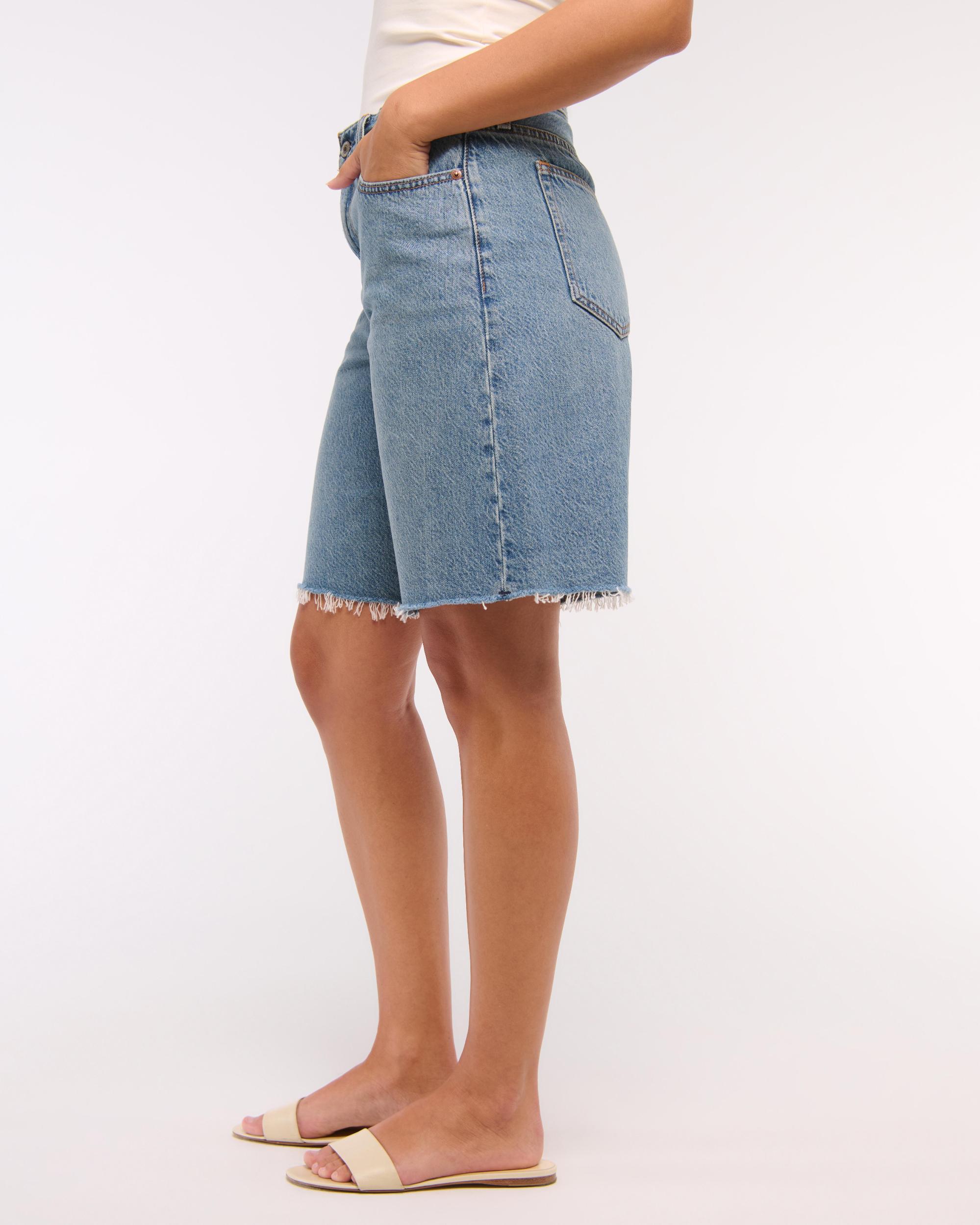 Curve Love Mid Rise Jort Product Image