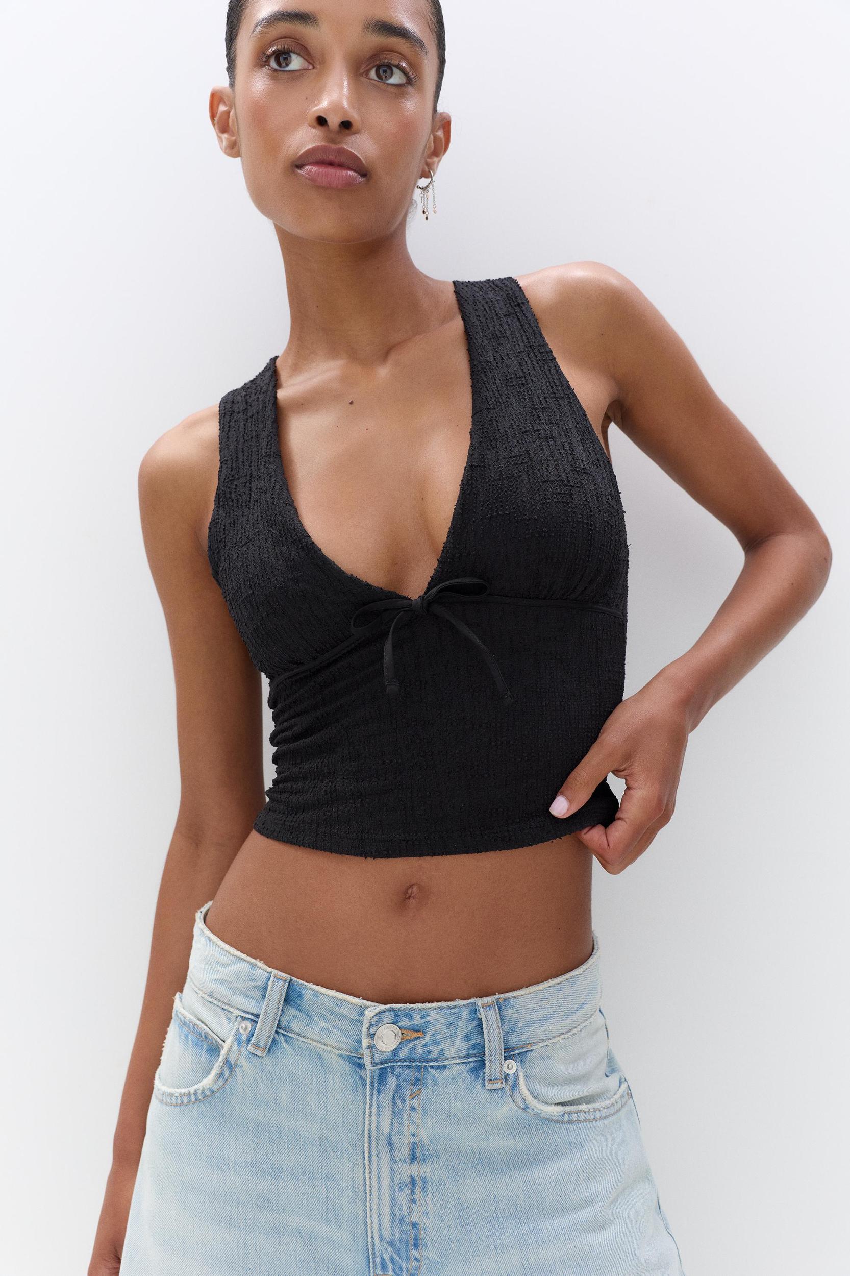 Rustic top with bow Product Image