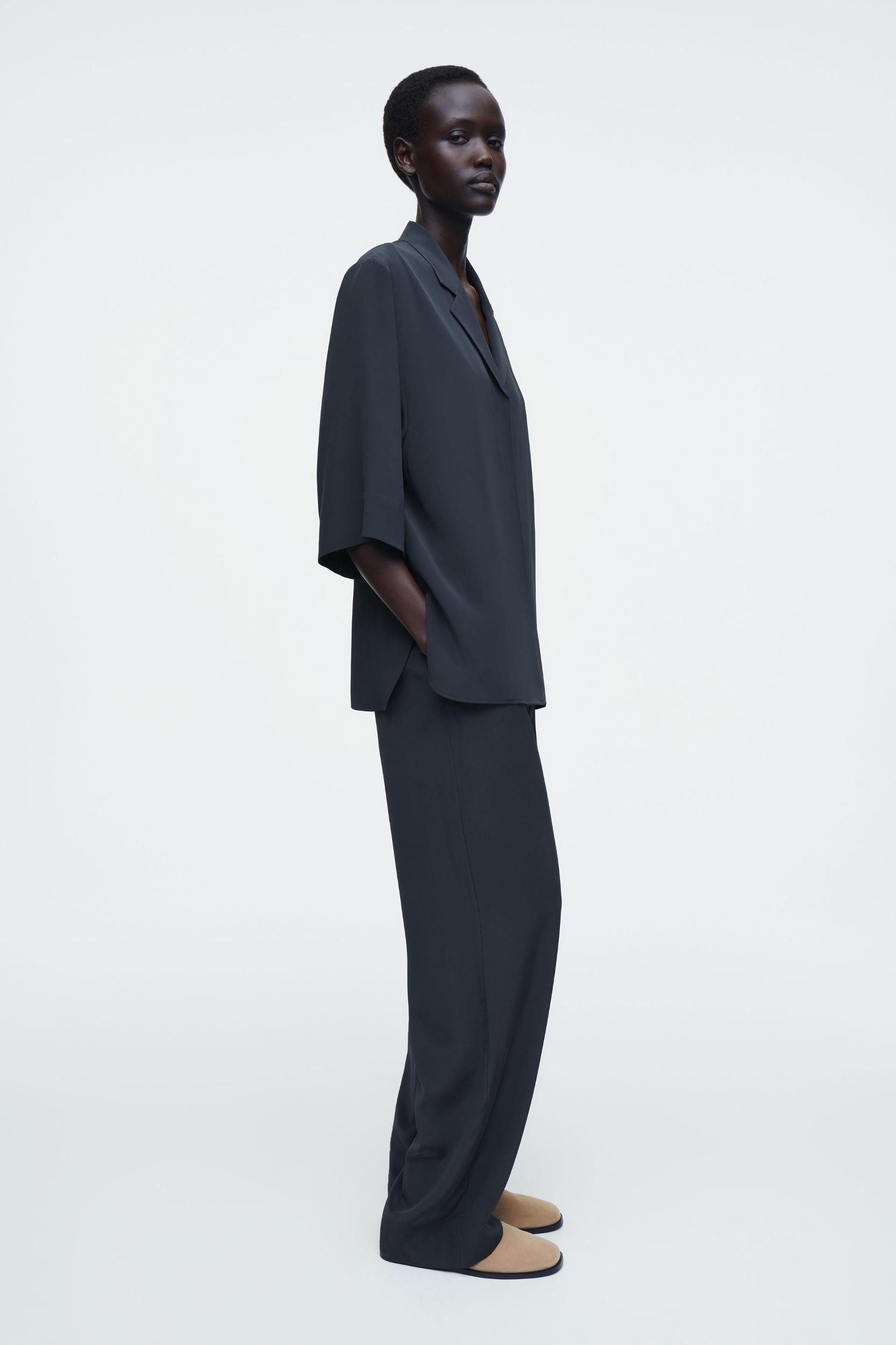 CAMP-COLLAR SILK SHIRT Product Image