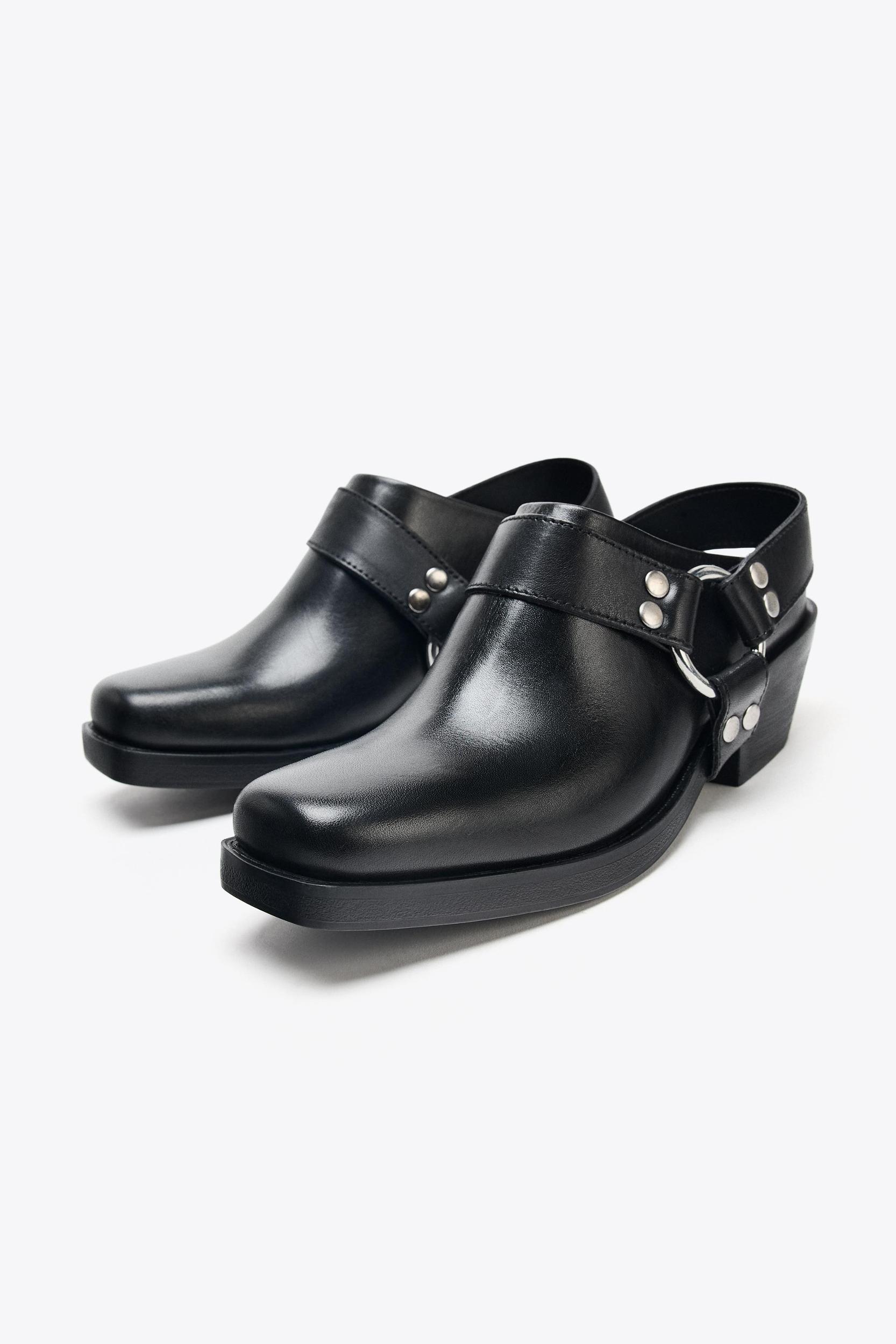 REMOVABLE DETAIL LEATHER CLOGS Product Image
