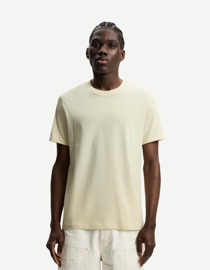 Basic short sleeve T-shirt Product Image