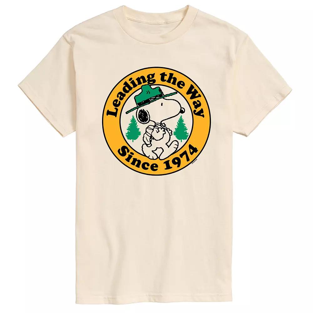 Men's Peanuts Snoopy Leading The Way Graphic Tee,  Product Image