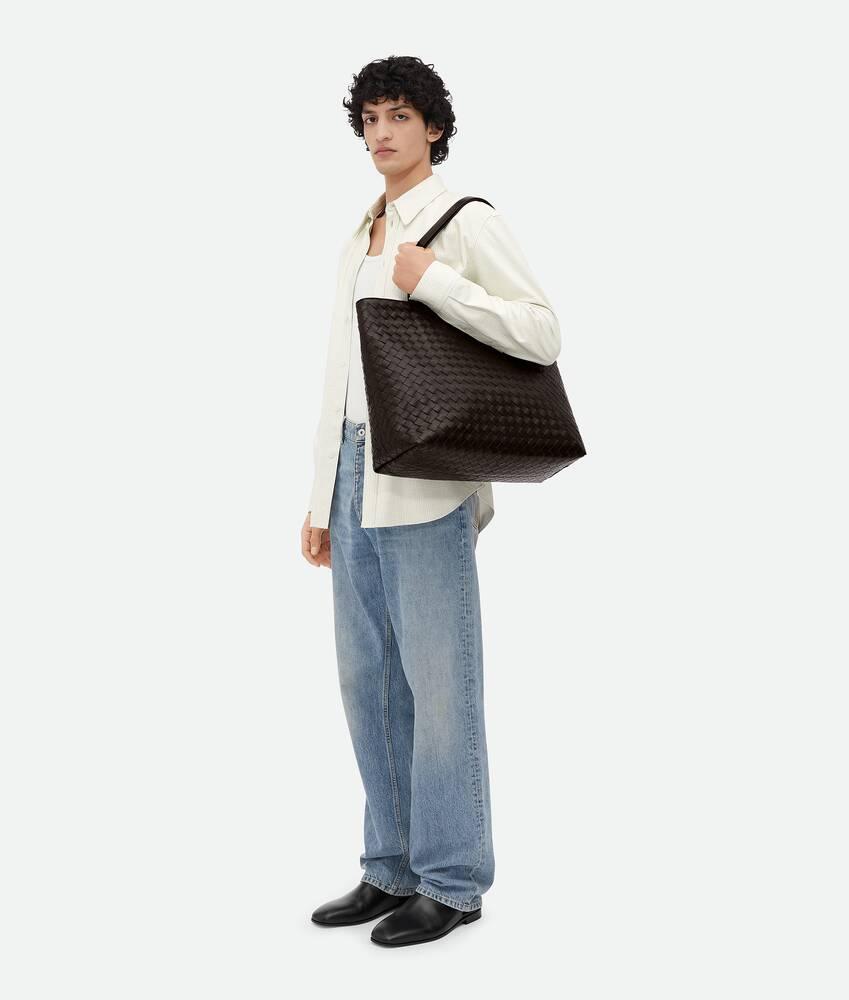 Men's Large Intrecciato Zipped Tote in Fondant Product Image
