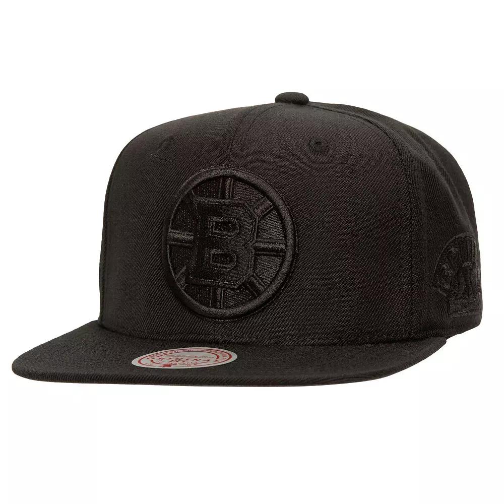 Men's Mitchell & Ness Black Boston Bruins Soul Strike Pearl Tonal Snapback Hat Product Image