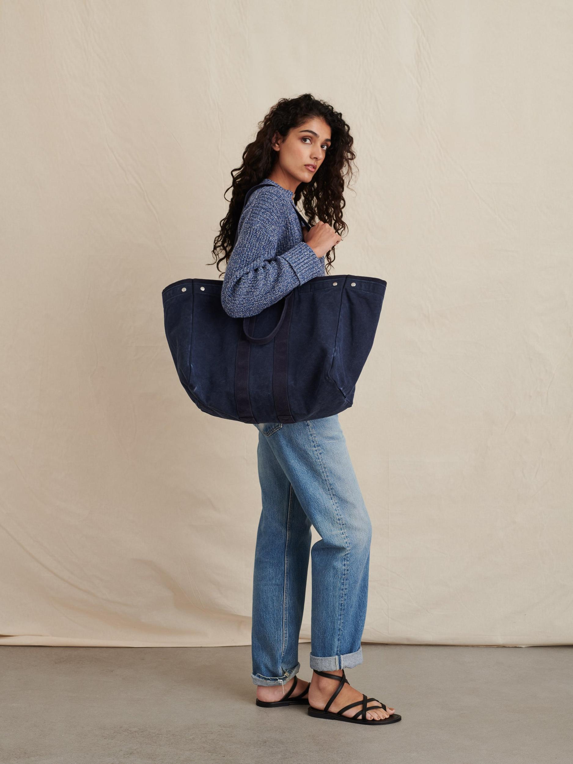The Perfect Weekend Tote Product Image
