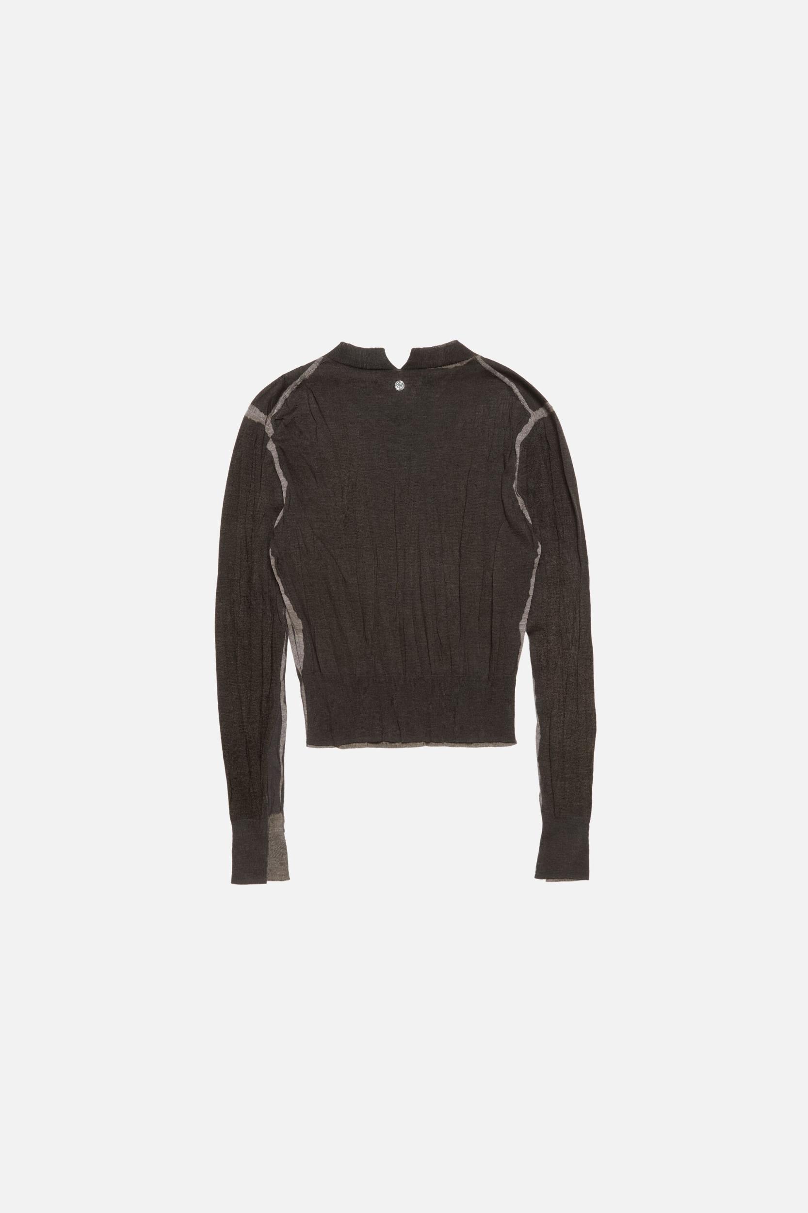 Wrinkled v-neck sweater Product Image