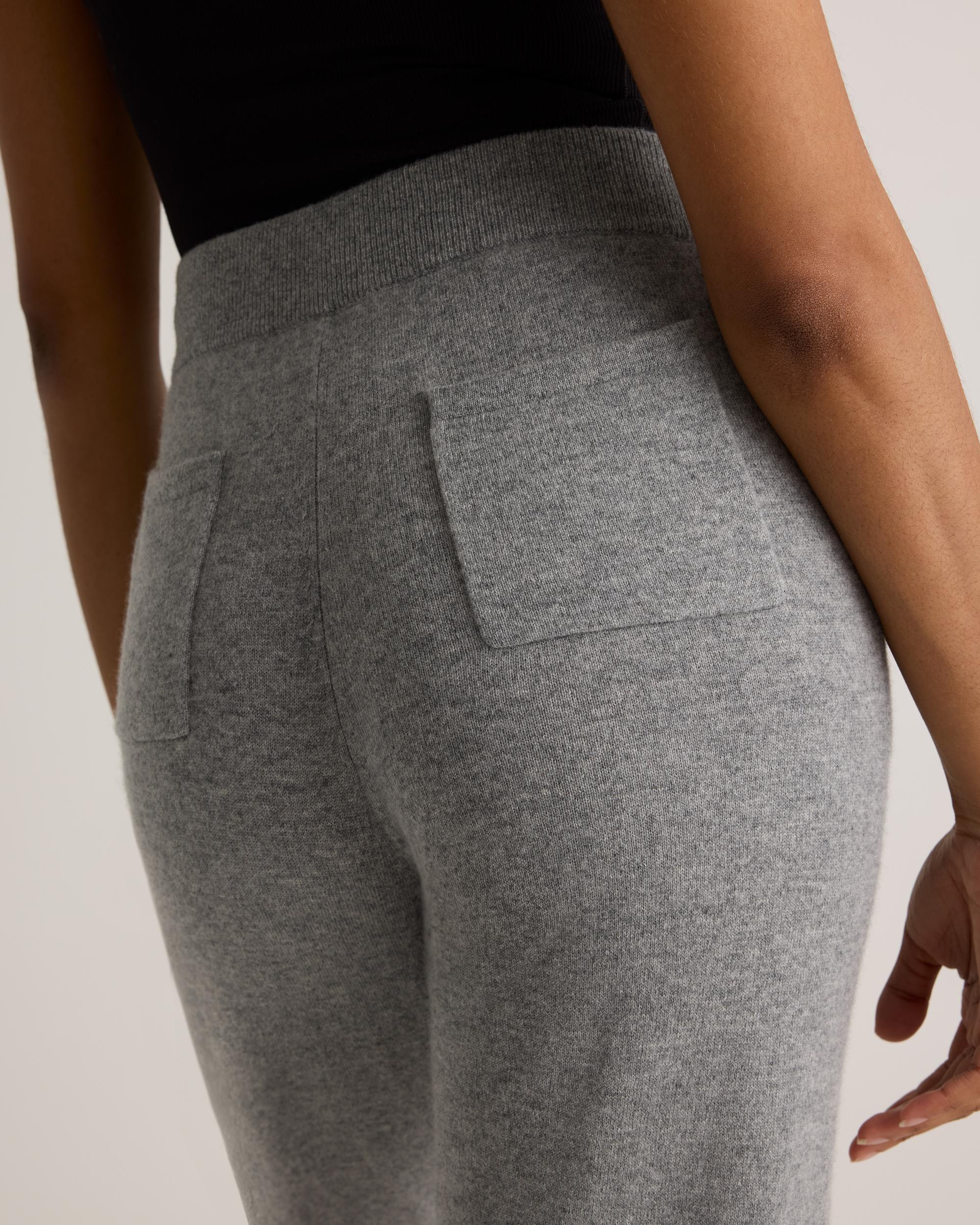 Quince | Women's Mongolian Cashmere Straight Leg Pants Product Image