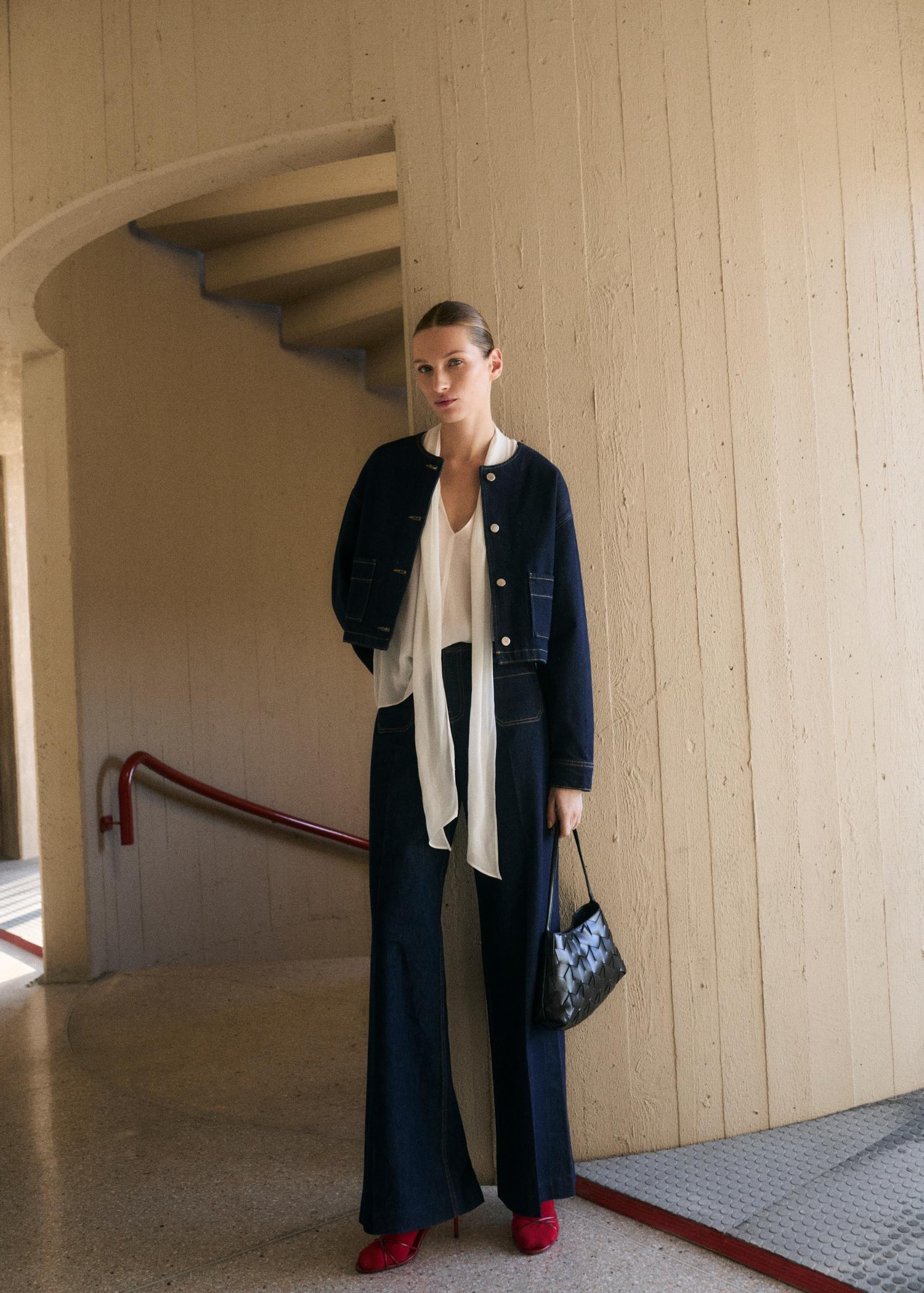 Rinse-wash denim jacket - Women | MANGO USA Product Image