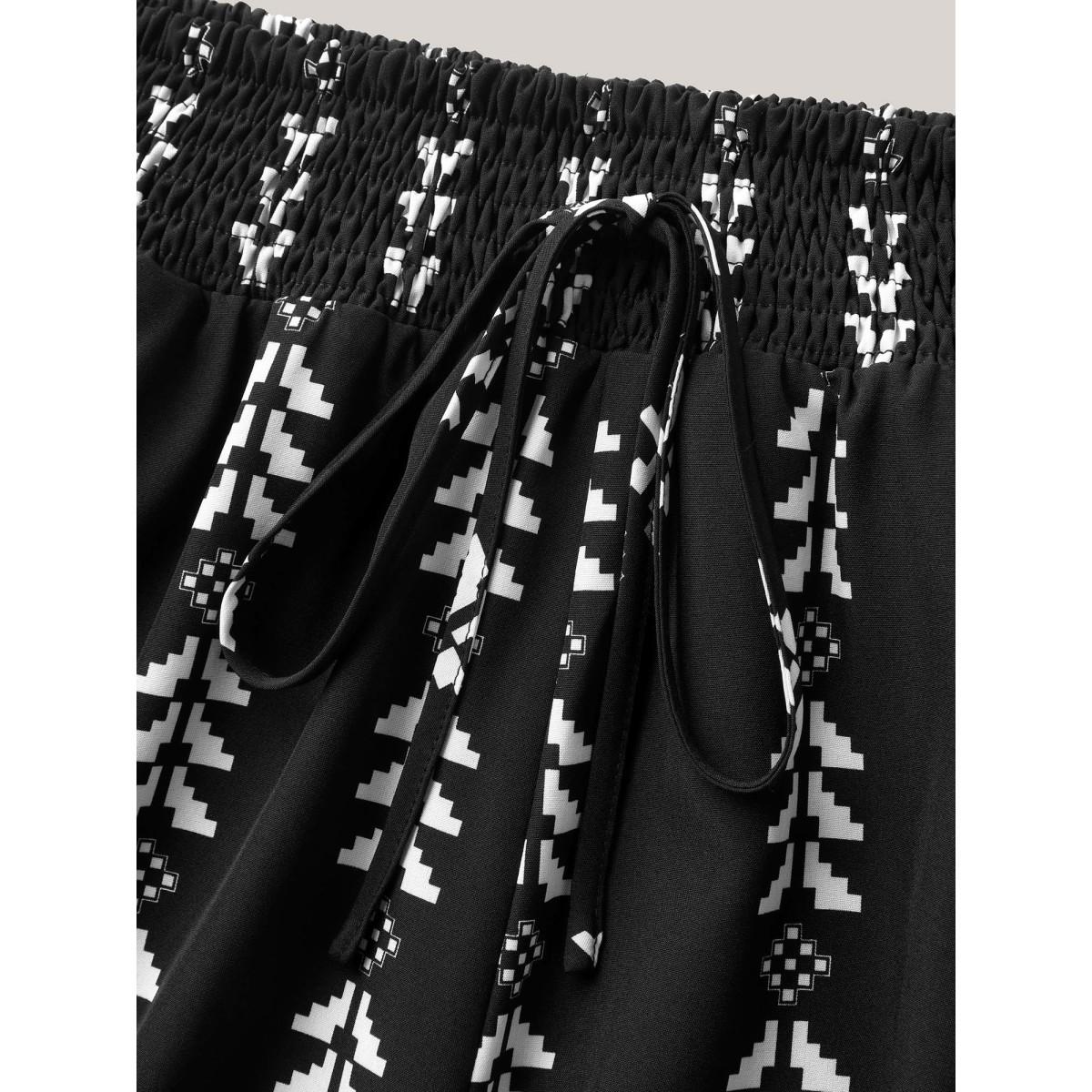 Plus Size Geometric Print Wide-Leg Shorts Women Black Resort Drawstring Wide Leg Vacation Shorts BloomChic 26/4X Product Image