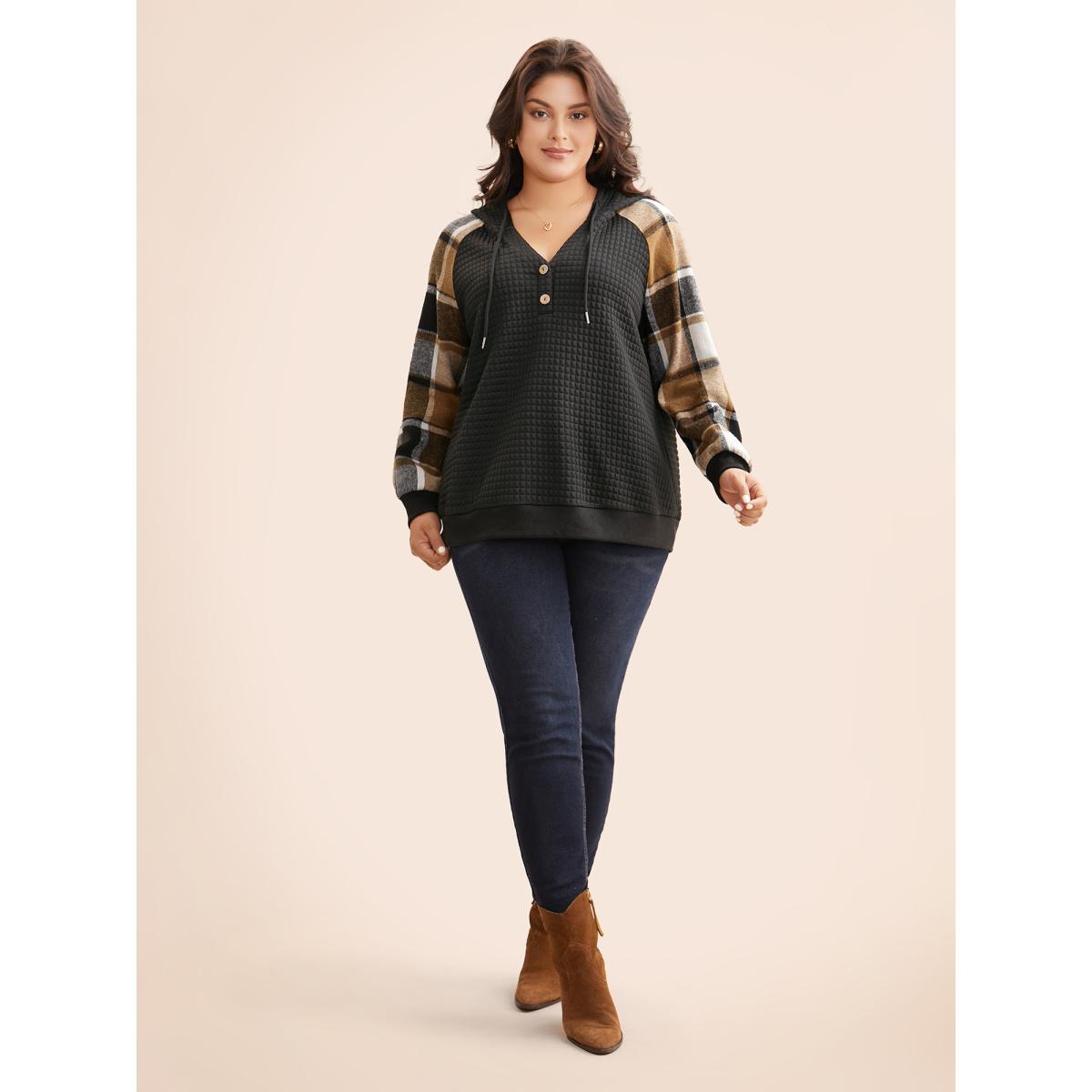Plus Size Plaid Patchwork Hooded Raglan Sleeve Sweatshirt Women Black Casual Texture Hooded Everyday Sweatshirts BloomChic 18-20/2X Product Image