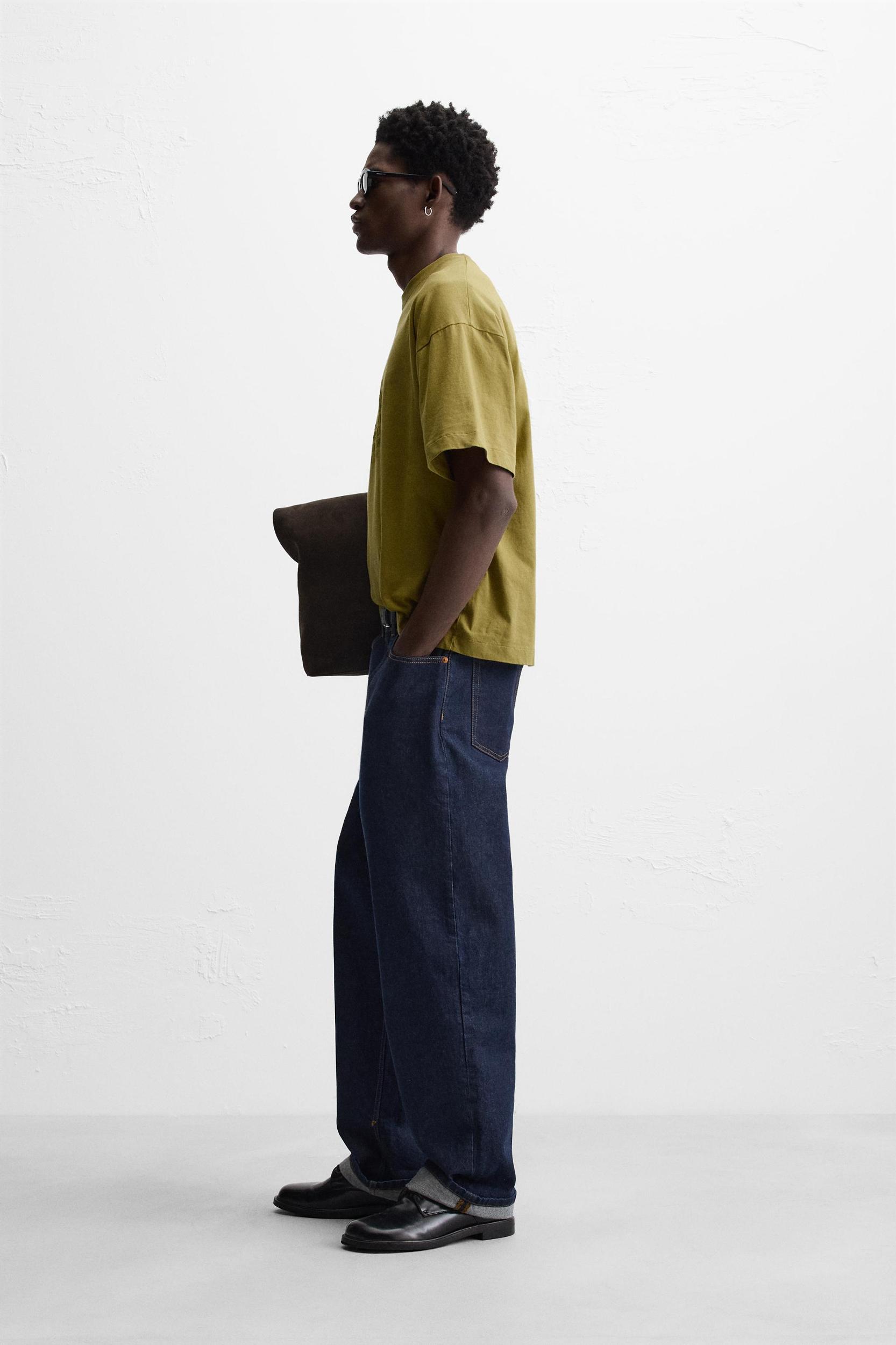 EMBROIDERED TEXT T-SHIRT Product Image